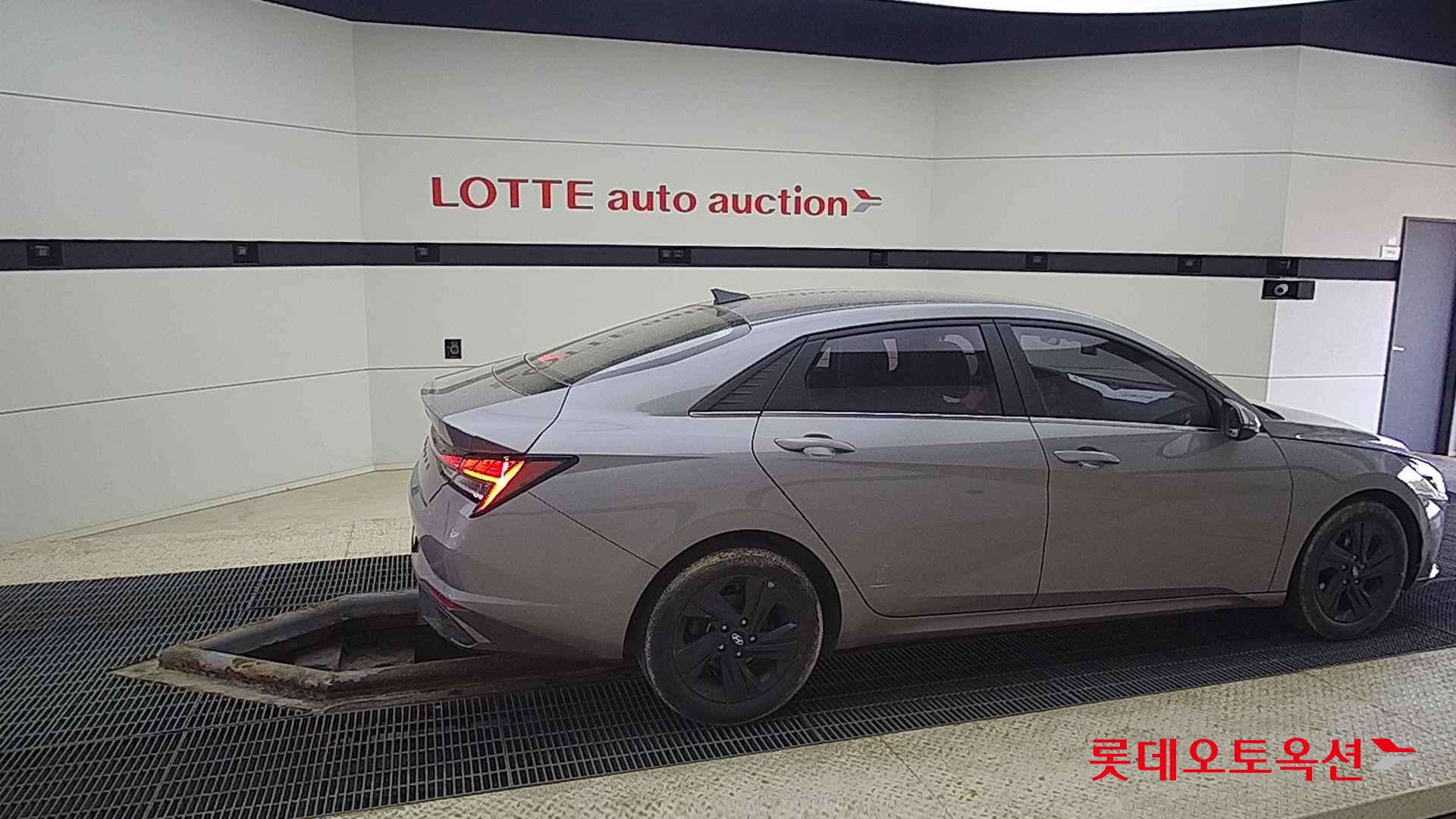 Hyundai Avante id 2704066 из Кореи 18