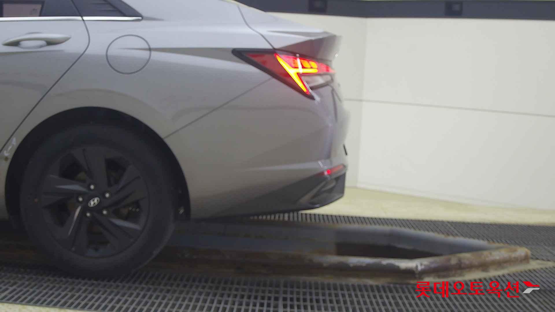 Hyundai Avante id 2704066 из Кореи 22