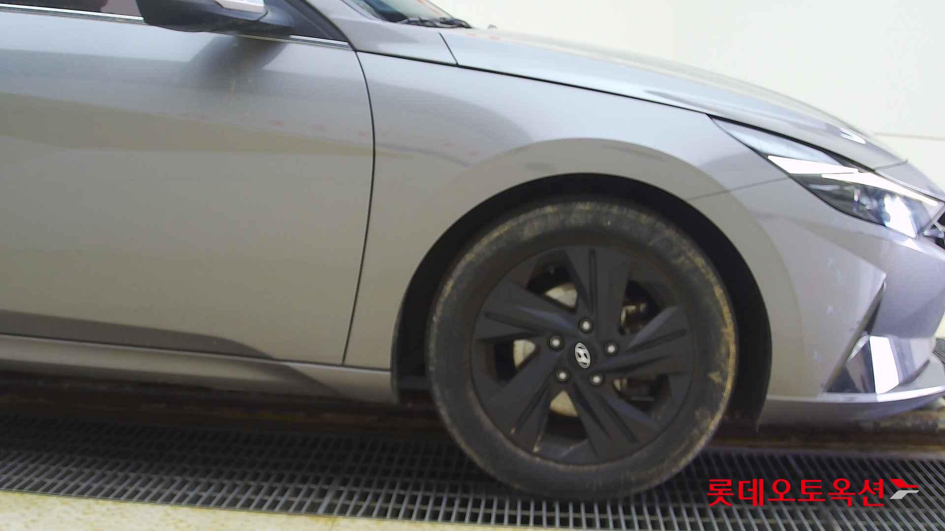 Hyundai Avante id 2704066 из Кореи 23