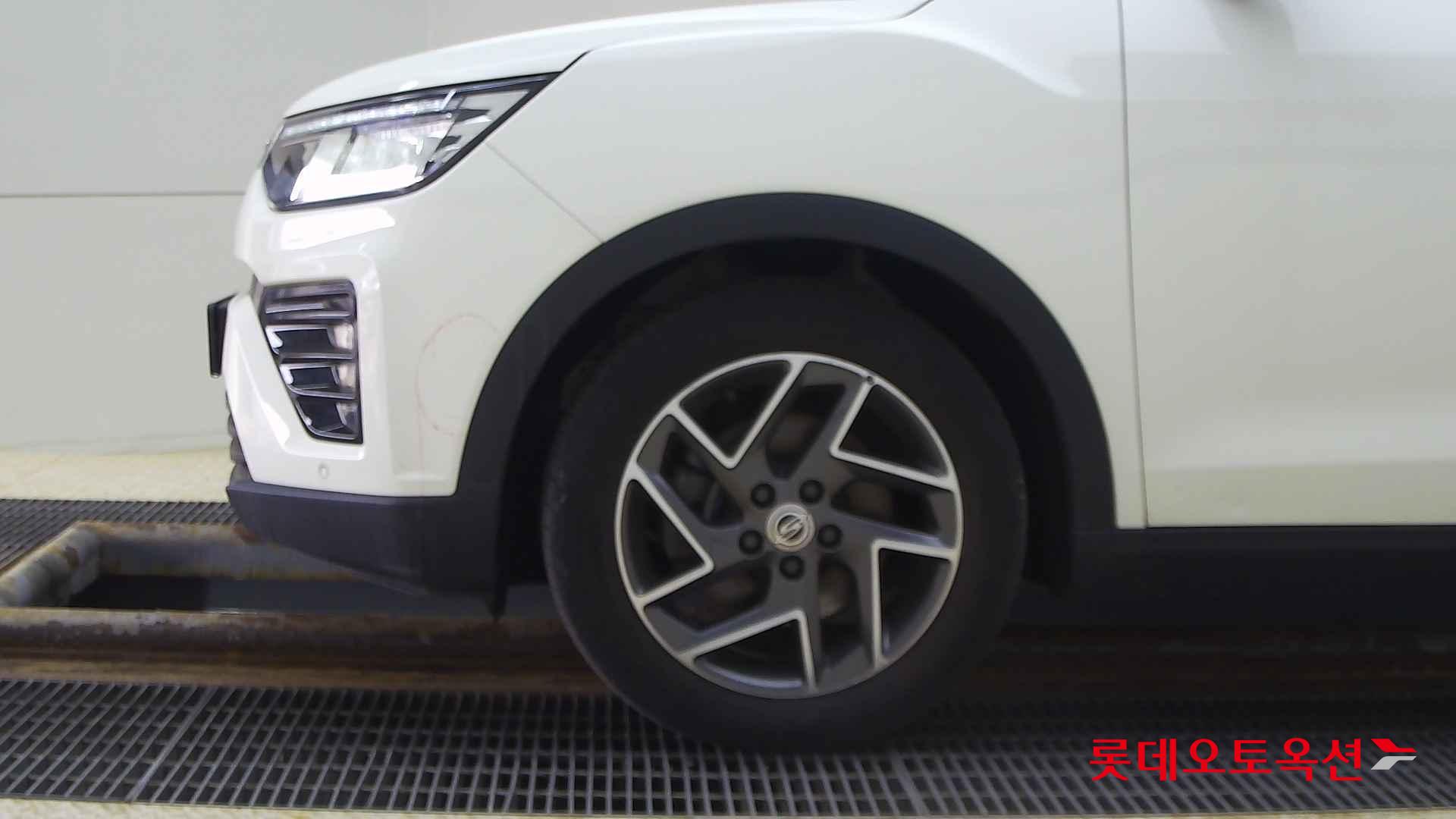 SsangYong Tivoli id 2703914 из Кореи 21