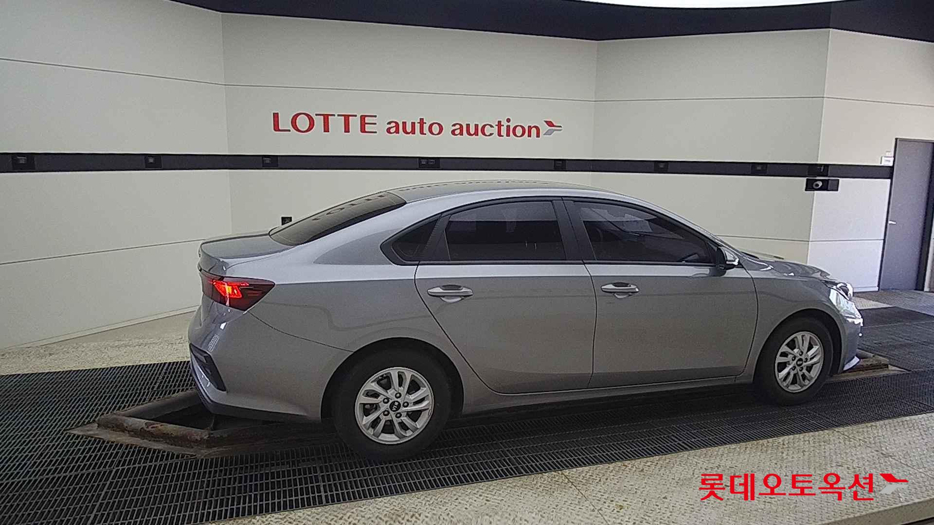 Kia K3 id 2658007 из Кореи 18