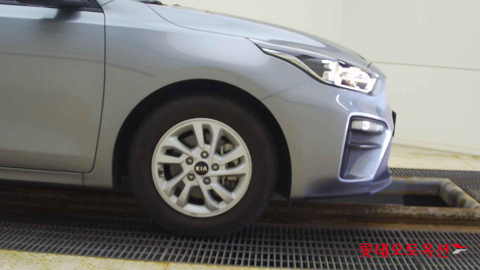 Kia K3 id 2658007 из Кореи 23