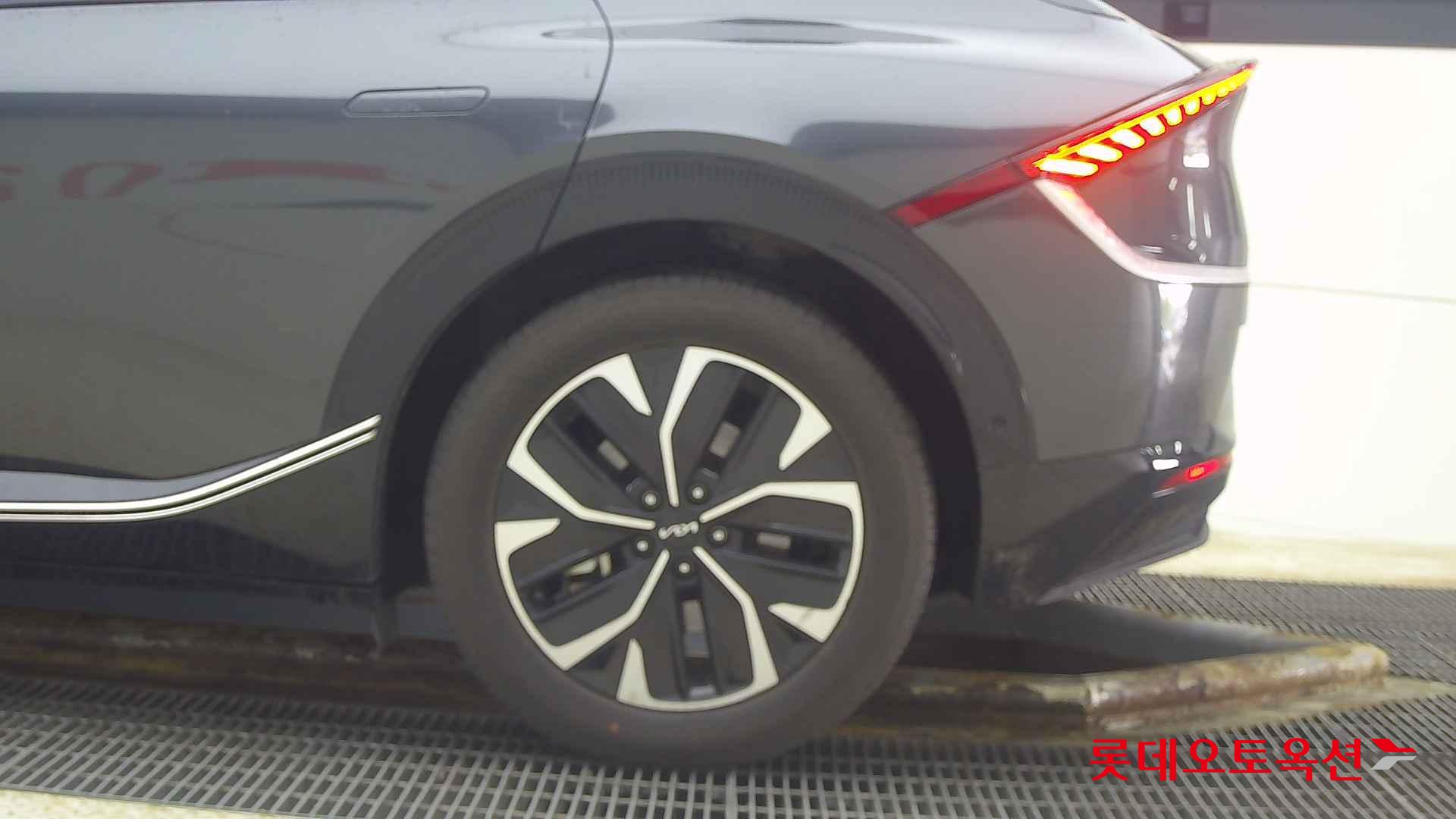 Kia EV6 id 2658057 из Кореи 22