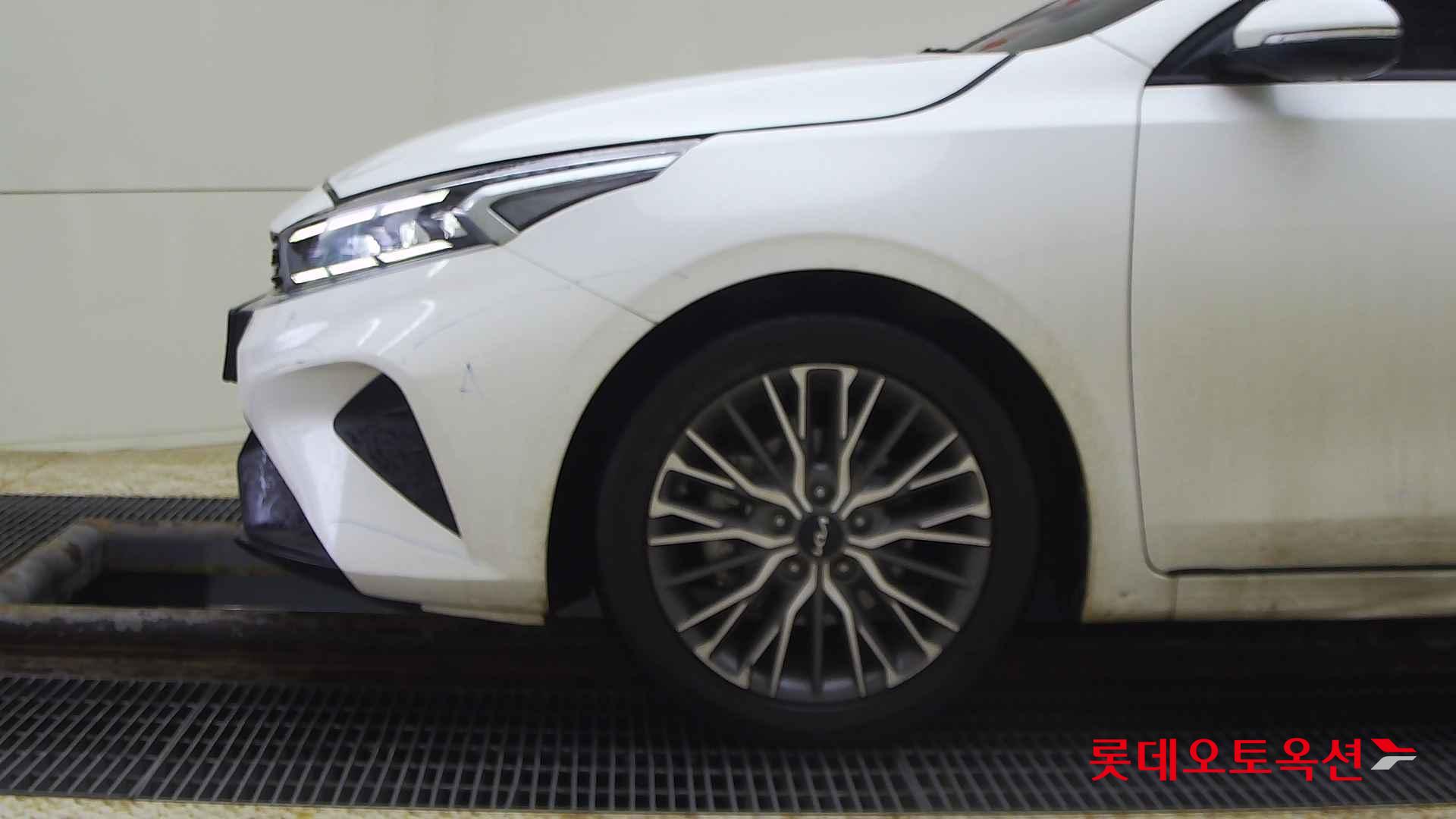 Kia K3 id 2658103 из Кореи 21