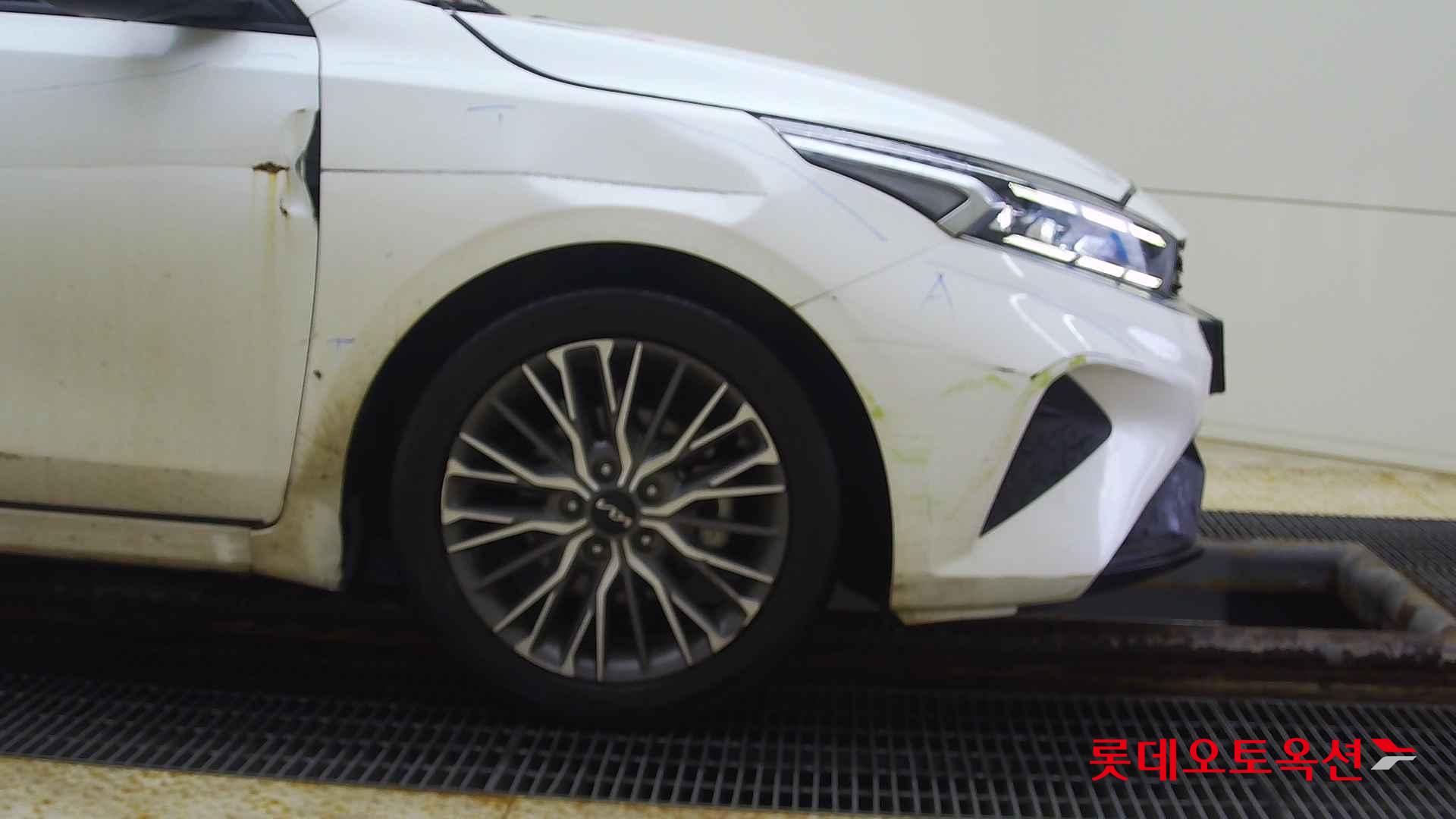 Kia K3 id 2658103 из Кореи 23