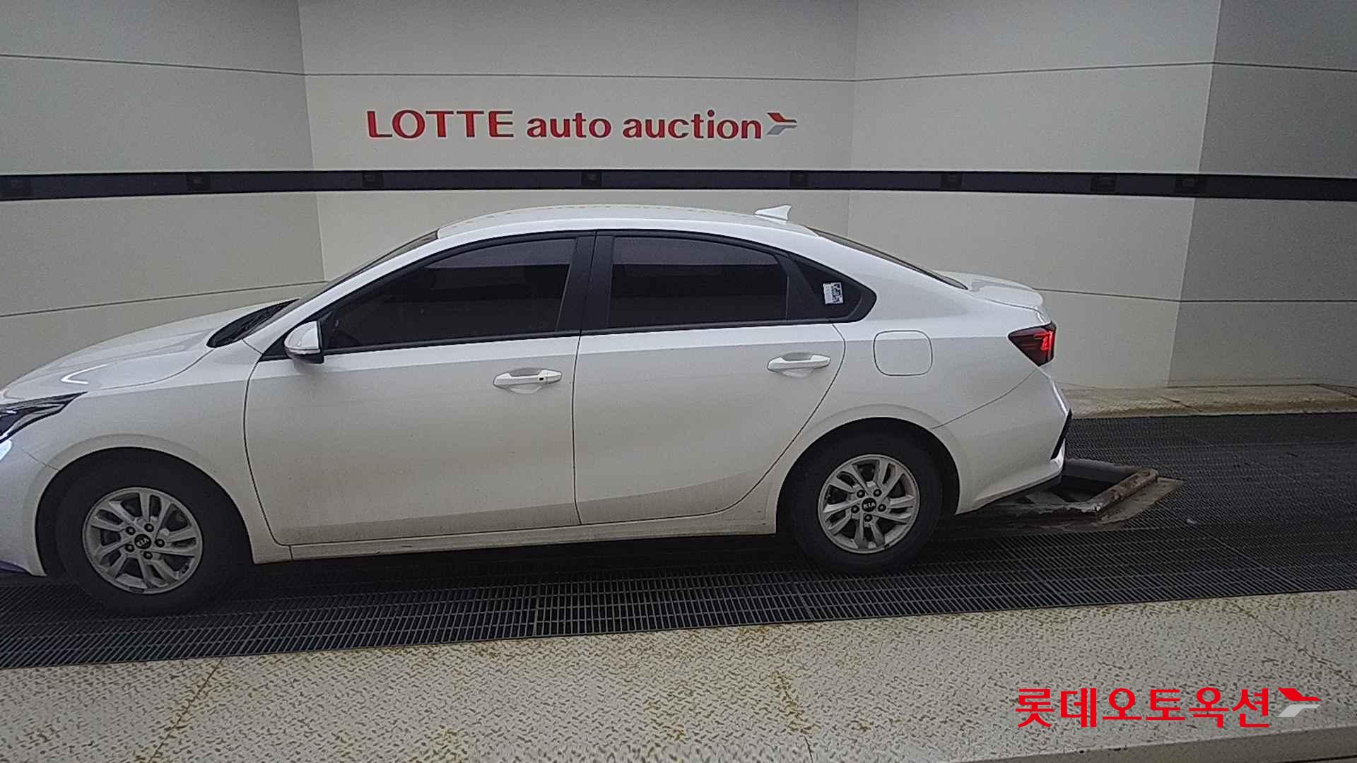 Kia K3 id 2663210 из Кореи 7