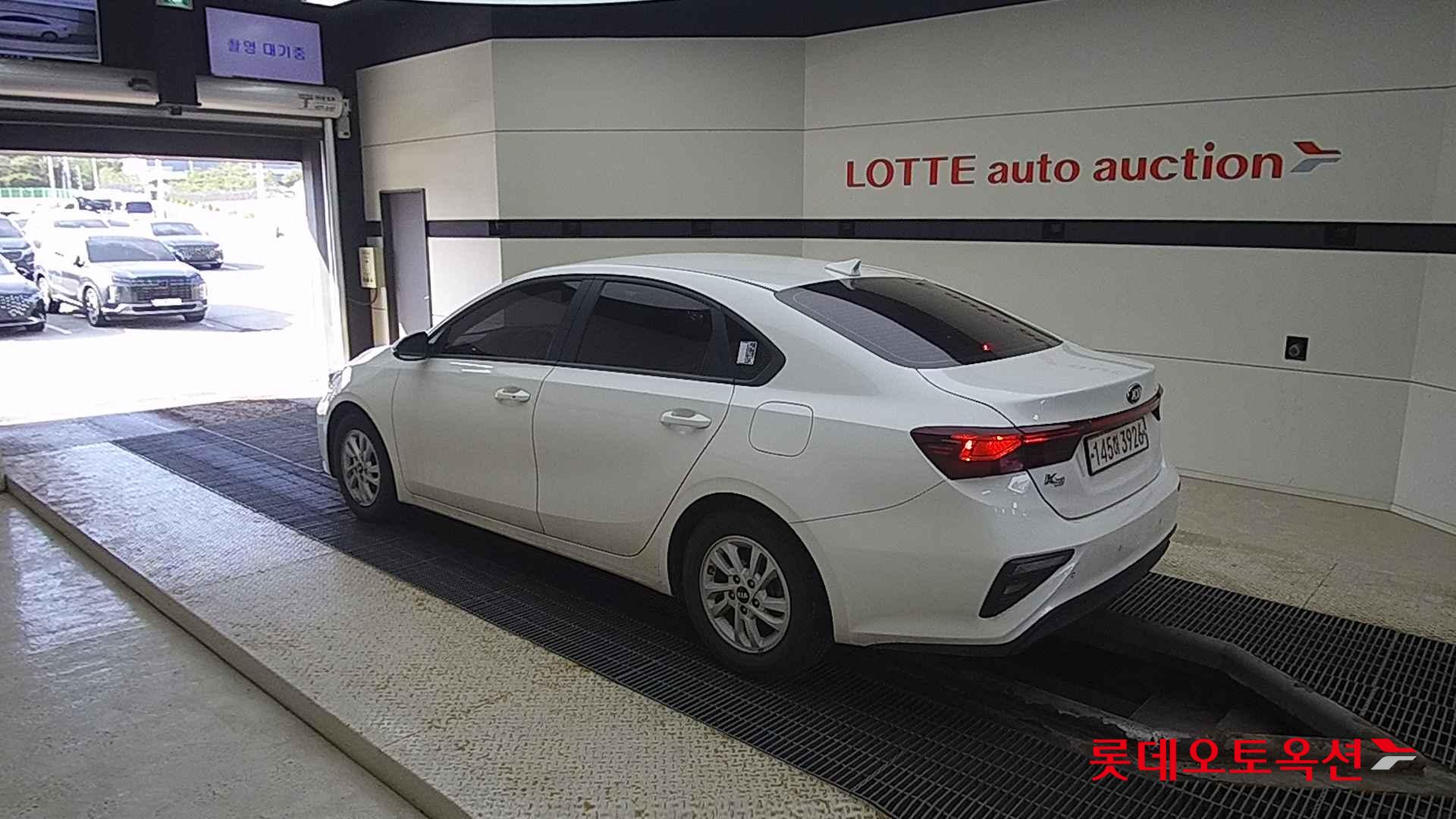 Kia K3 id 2663210 из Кореи 10