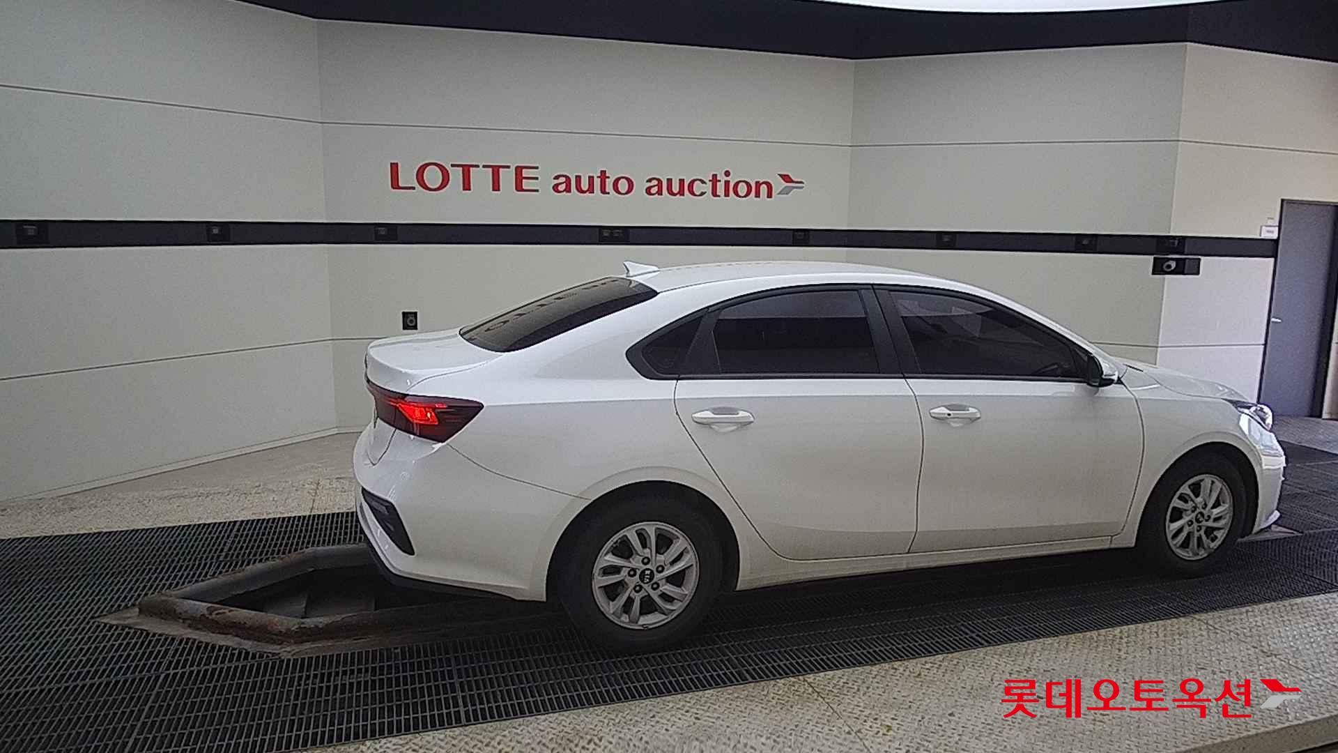 Kia K3 id 2663210 из Кореи 18