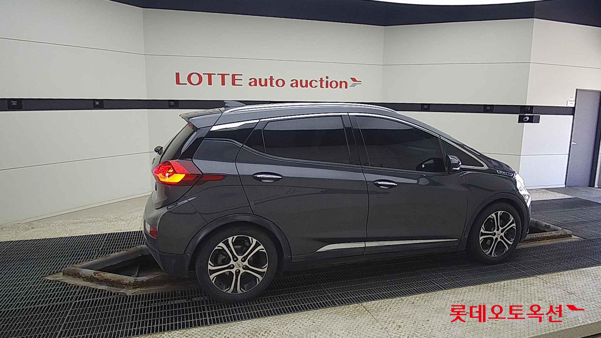 Korea G M Bolt (EV) id 2658111 из Кореи 18