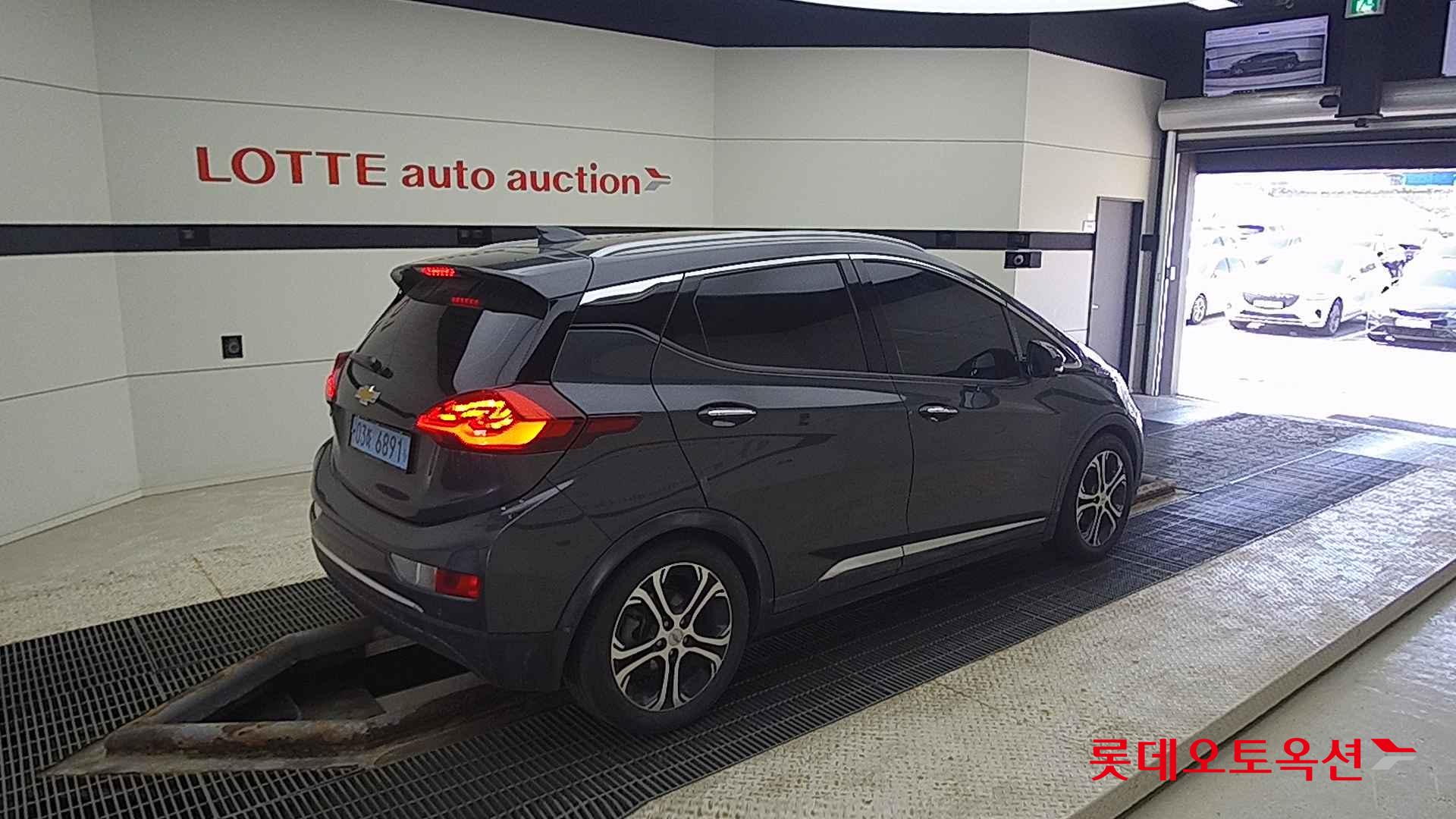 Korea G M Bolt (EV) id 2658111 из Кореи 19