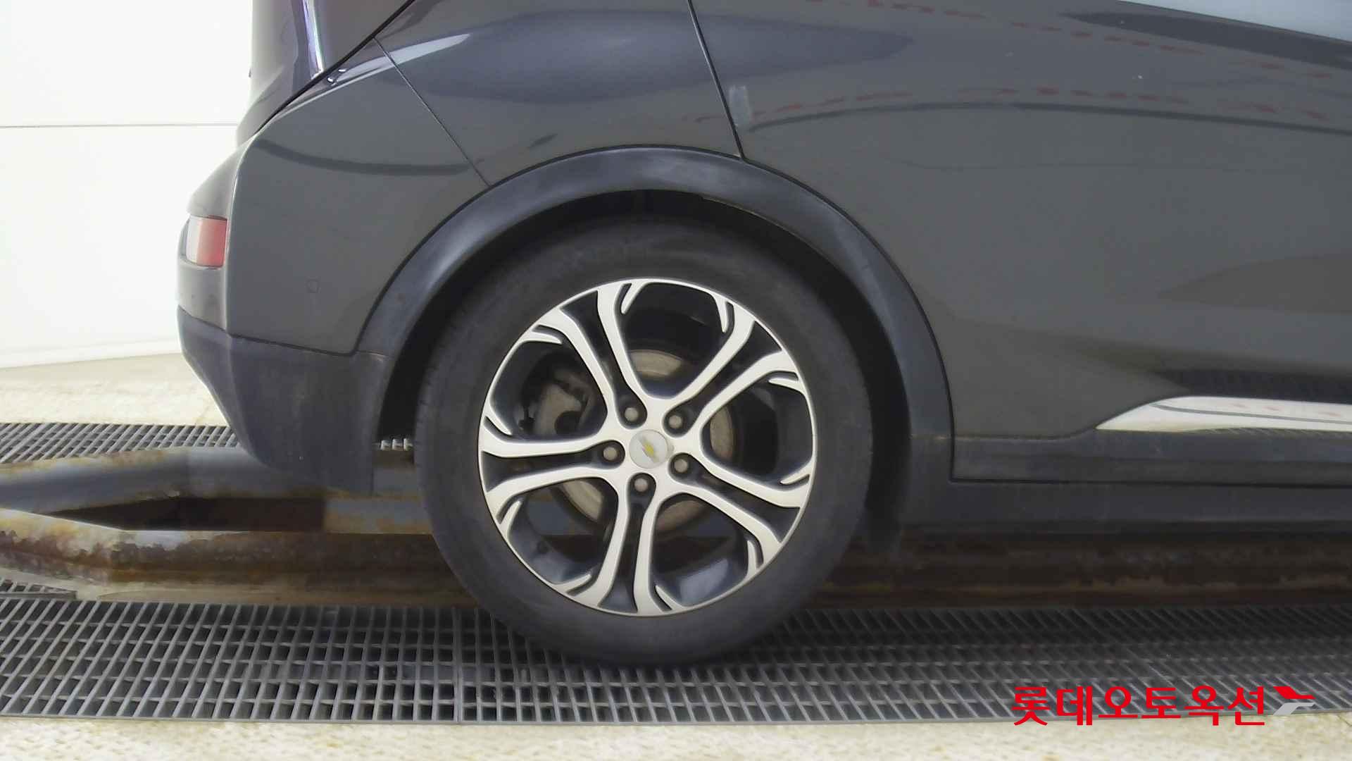 Korea G M Bolt (EV) id 2658111 из Кореи 24