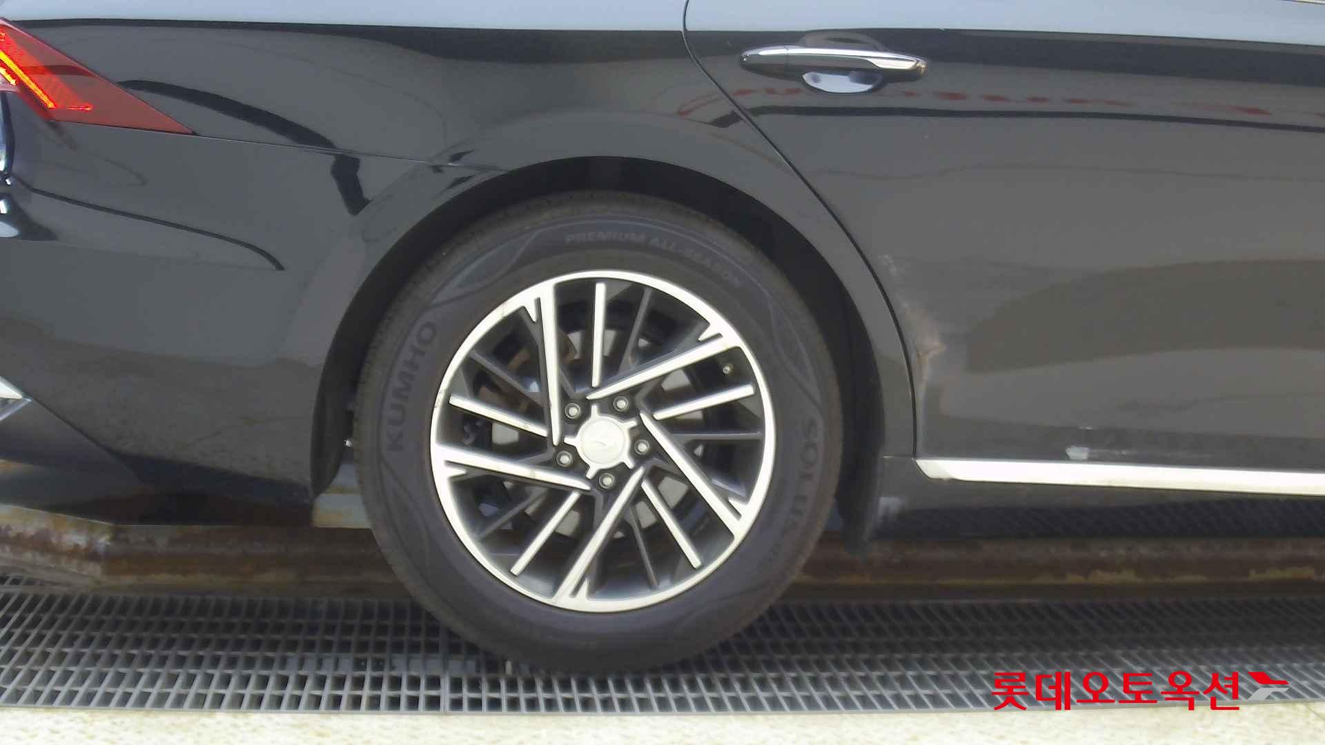 Hyundai Grandeur id 2684423 из Кореи 24