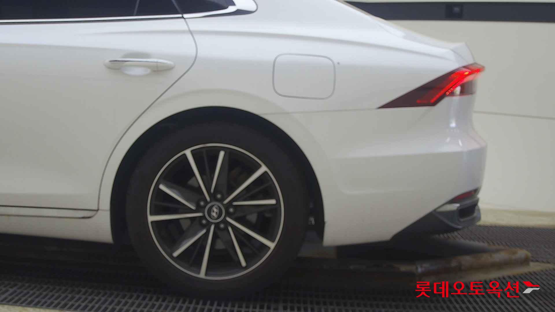 Hyundai Grandeur id 2679386 из Кореи 22