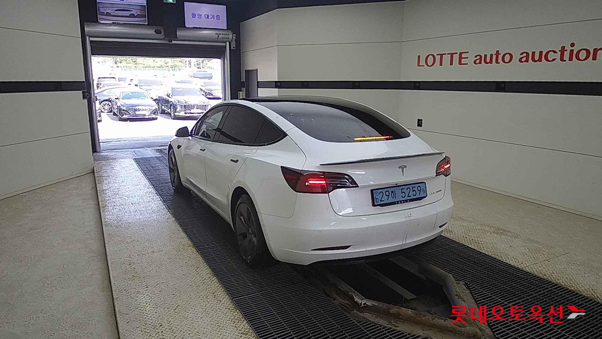 Tesla Model 3 Long Range id 2684582 из Кореи 9