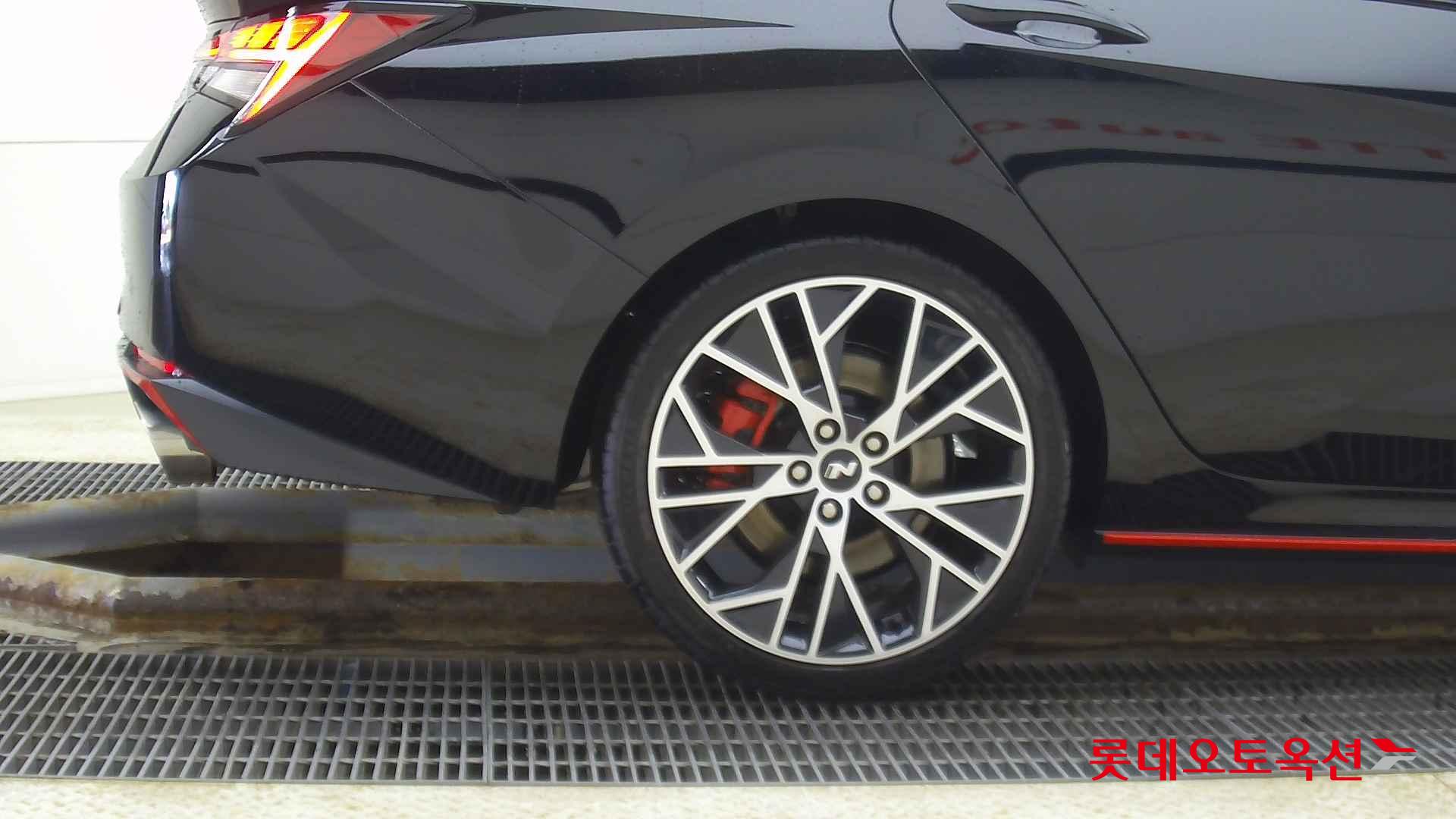 Hyundai Avante N id 2679421 из Кореи 24