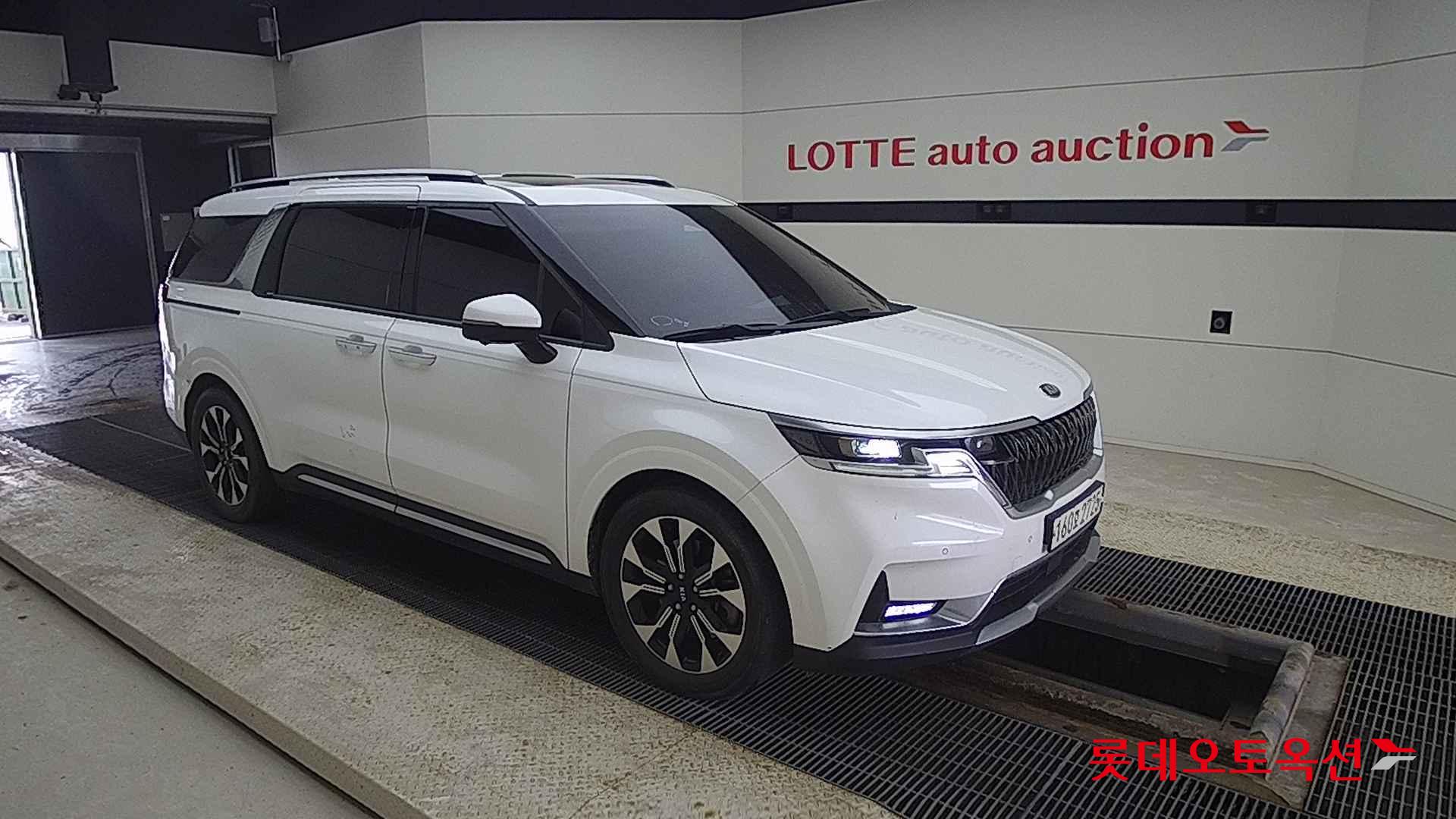 Kia Carnival Limousine id 2663228 из Кореи 16