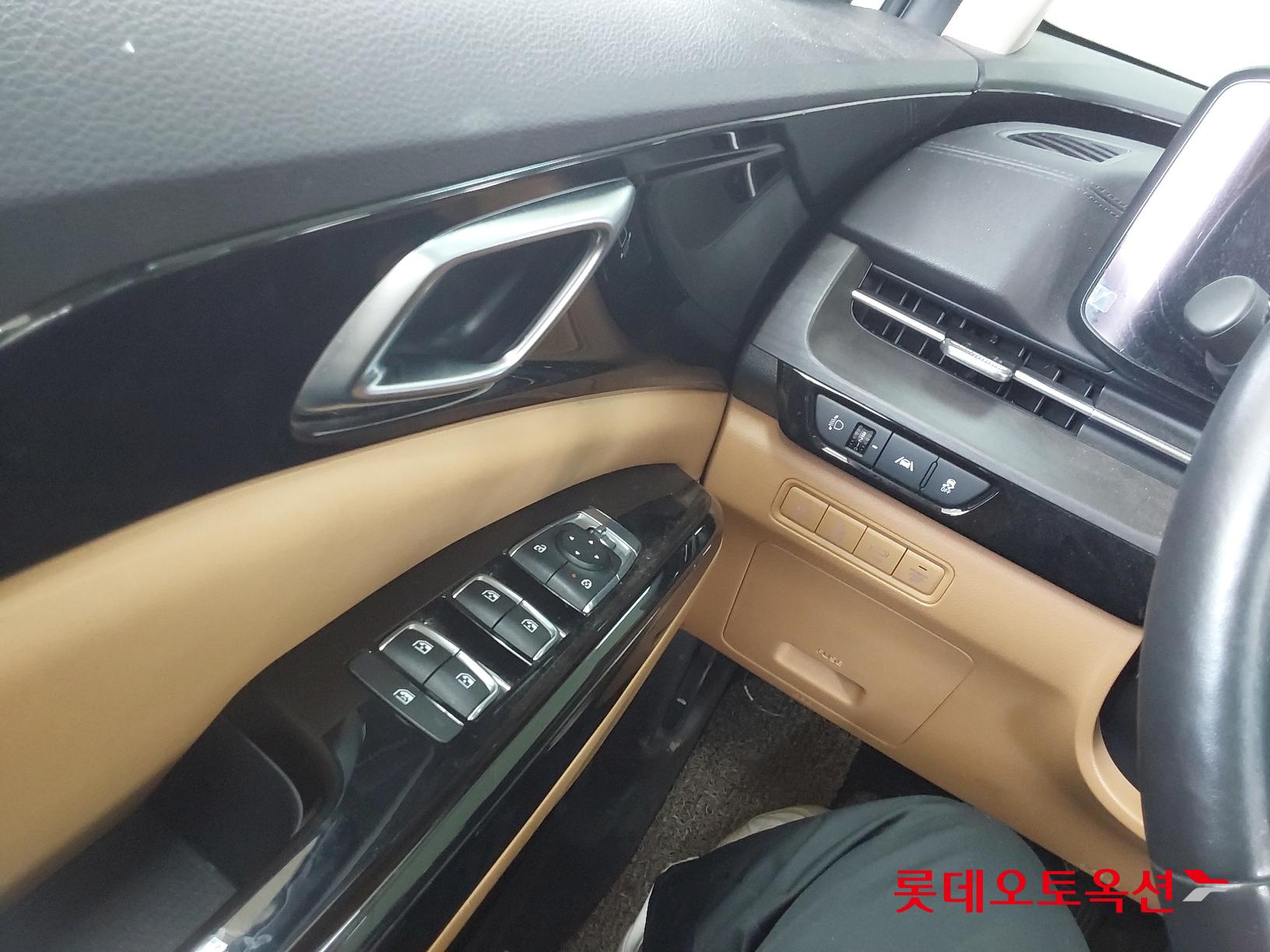 Kia Carnival Limousine id 2663228 из Кореи 28