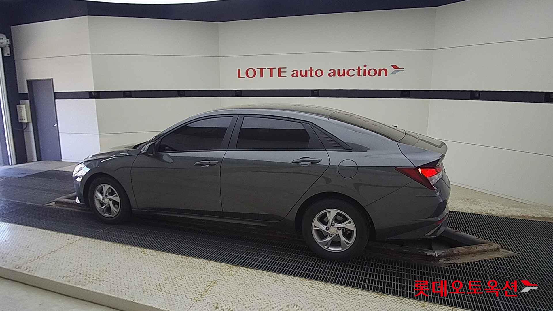 Hyundai Avante id 2708585 из Кореи 11