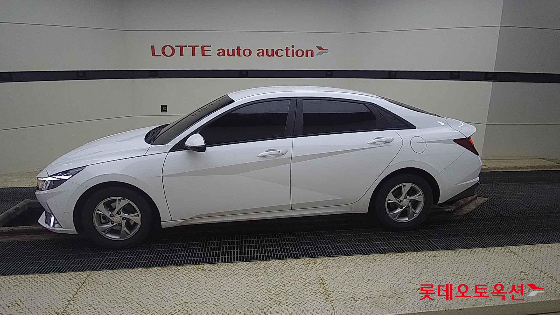 Hyundai Avante id 2708652 из Кореи 7