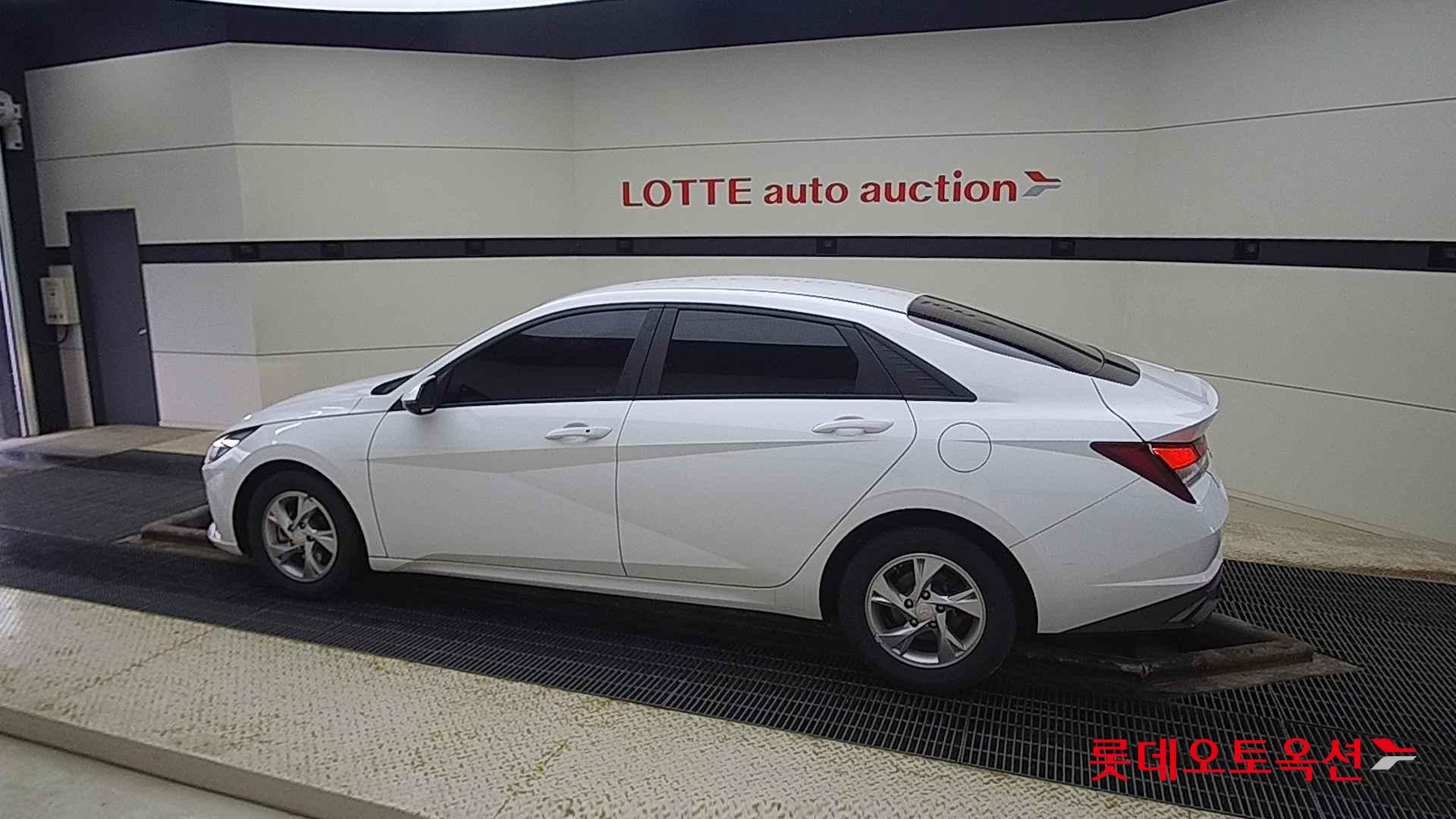 Hyundai Avante id 2708652 из Кореи 11