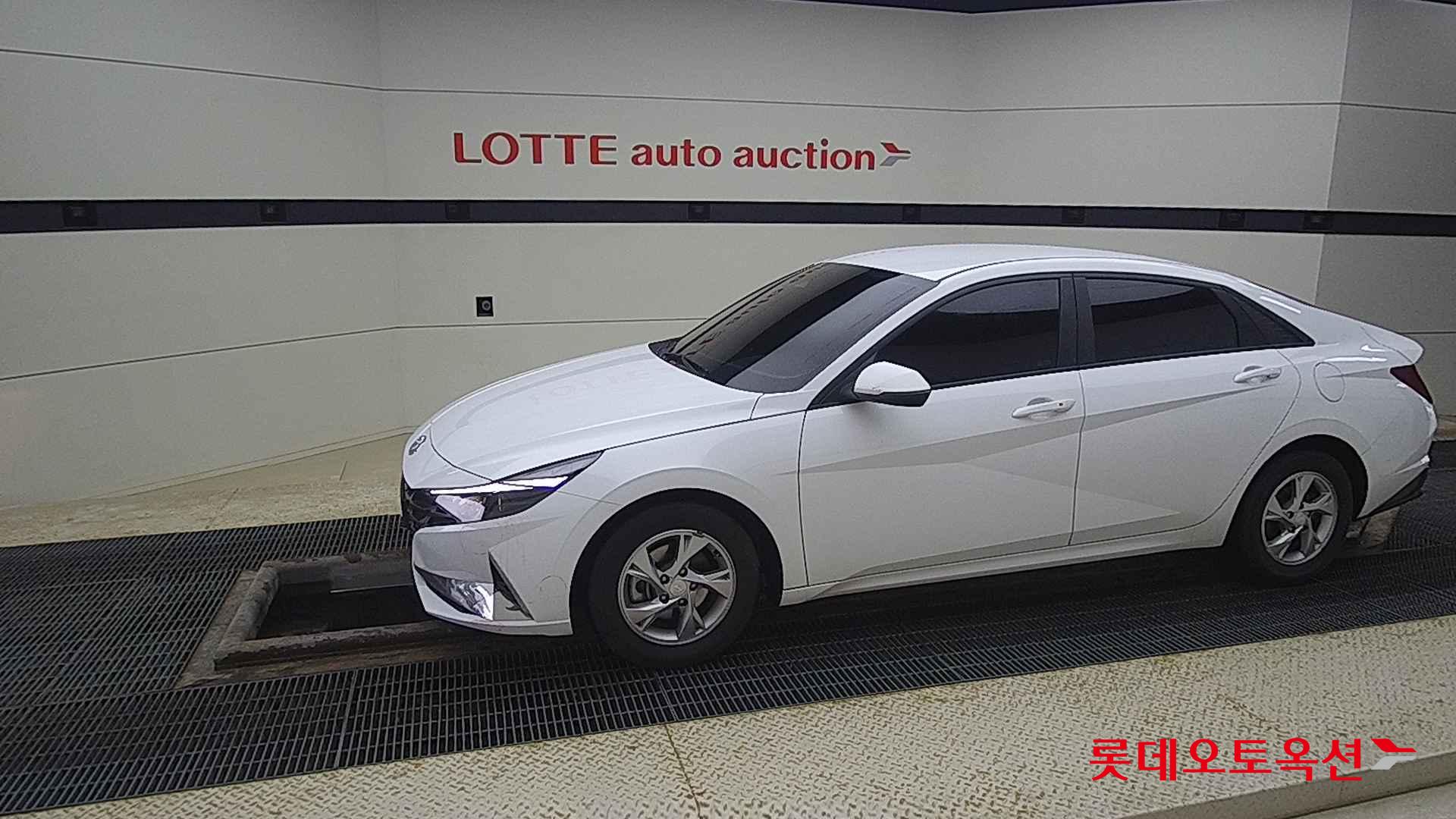 Hyundai Avante id 2708652 из Кореи 12