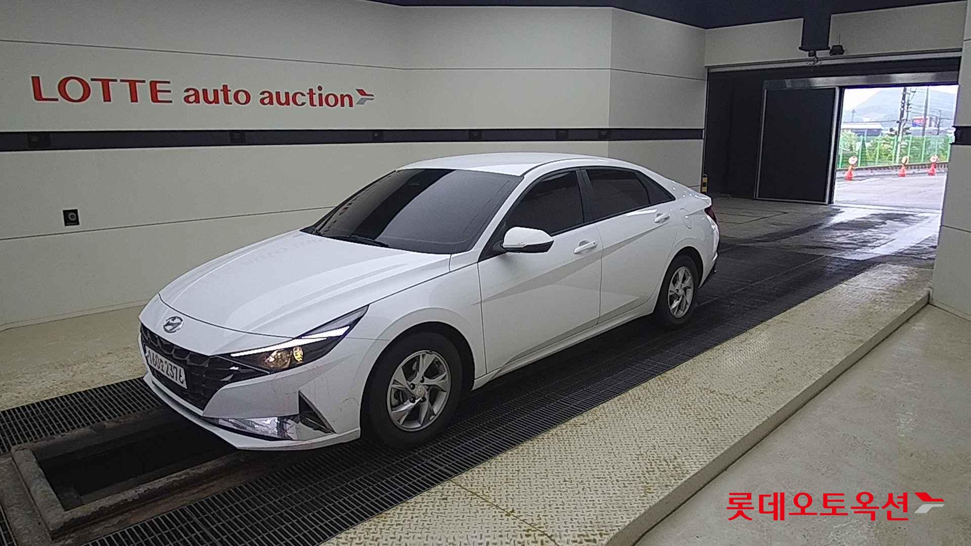 Hyundai Avante id 2708652 из Кореи 13