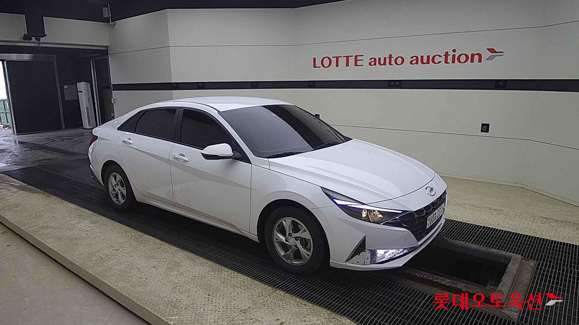 Hyundai Avante id 2708652 из Кореи 16
