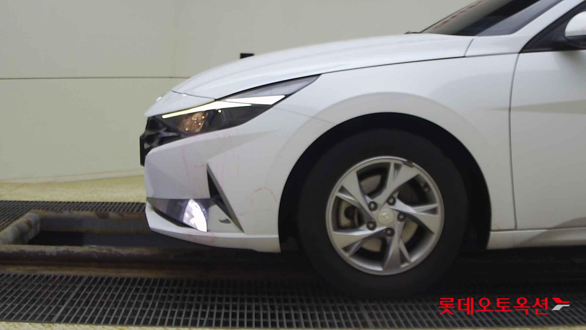 Hyundai Avante id 2708652 из Кореи 21