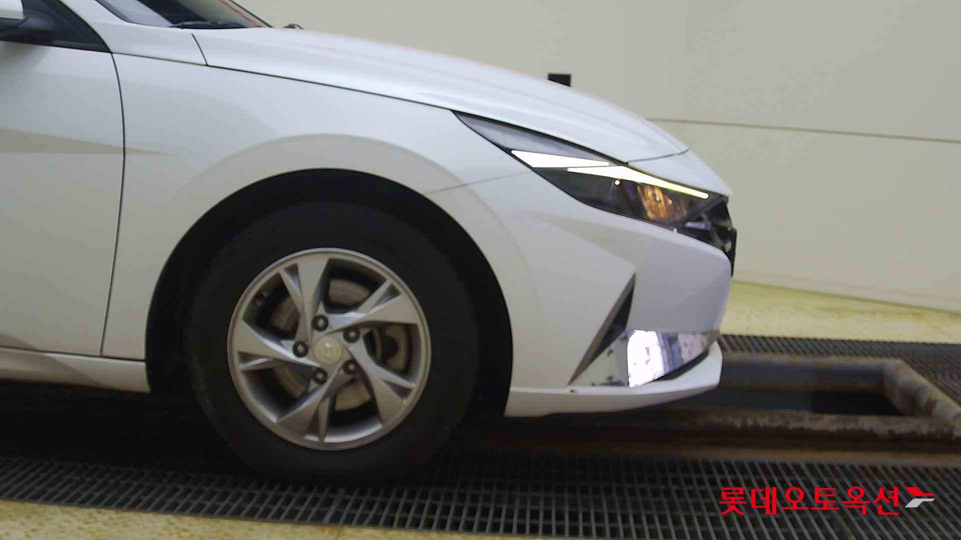 Hyundai Avante id 2708652 из Кореи 23