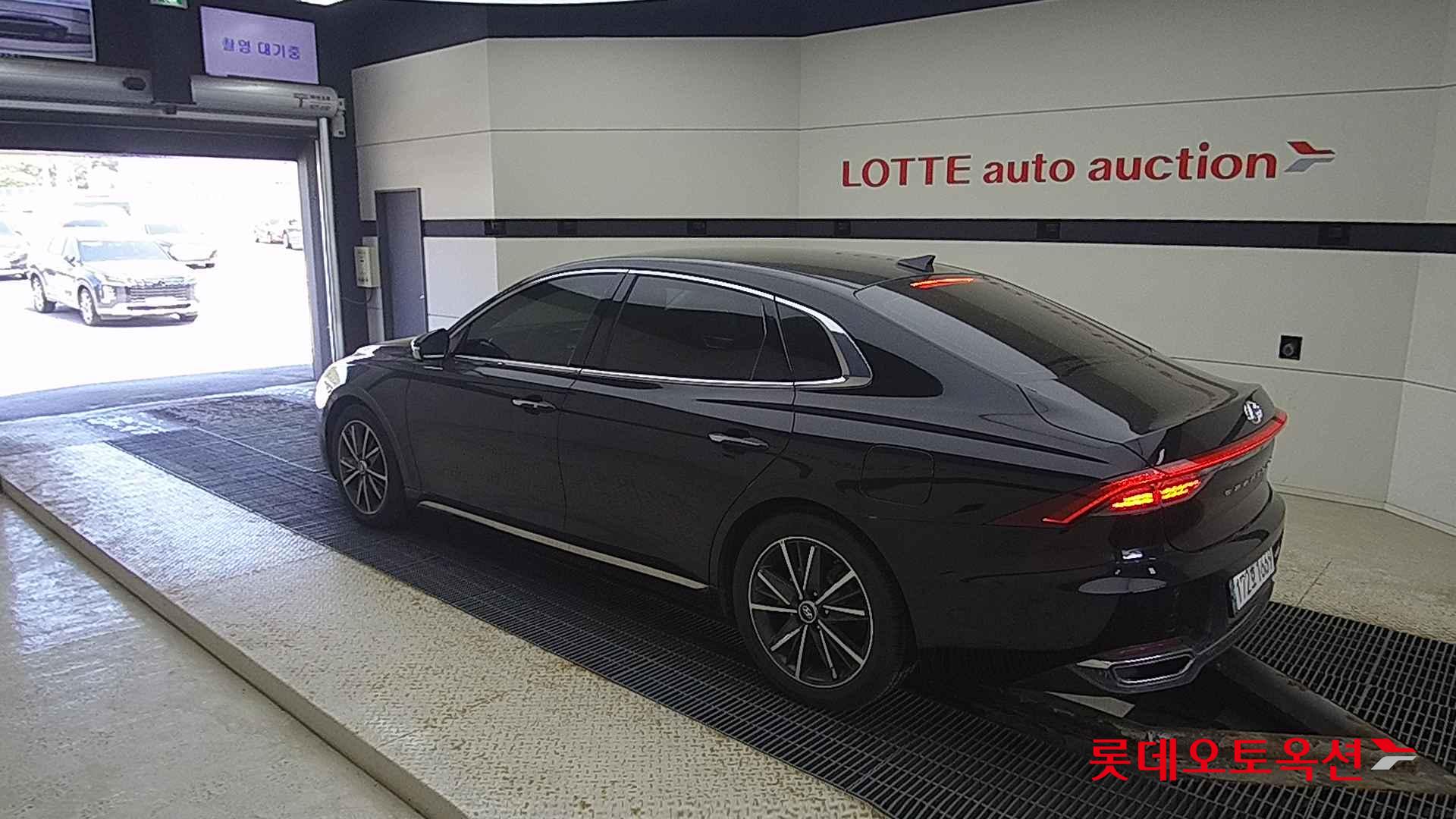 Hyundai Grandeur id 2679427 из Кореи 10