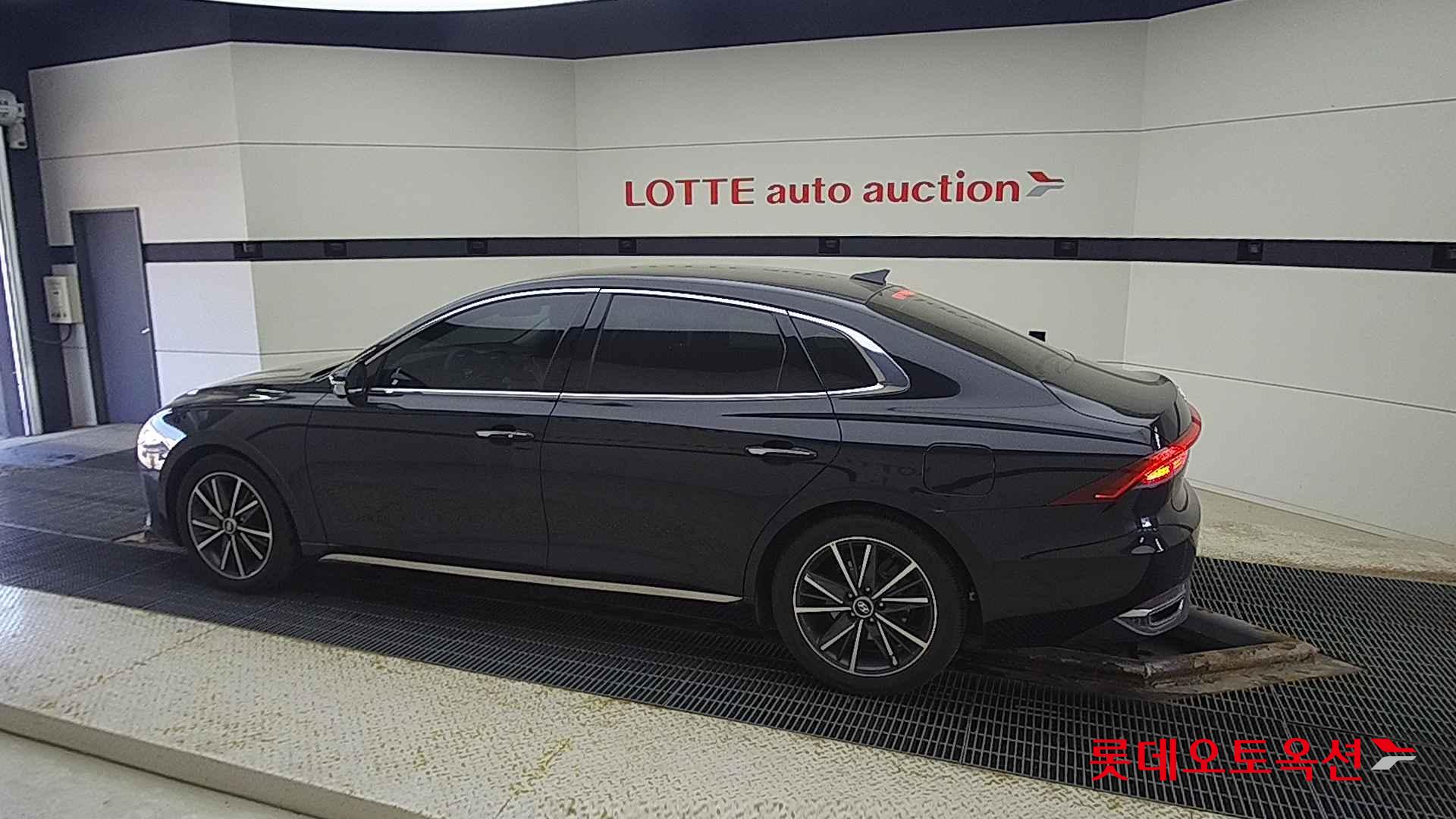 Hyundai Grandeur id 2679427 из Кореи 11