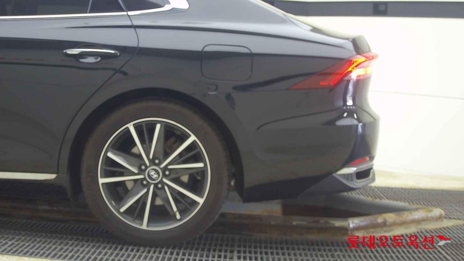 Hyundai Grandeur id 2679427 из Кореи 22