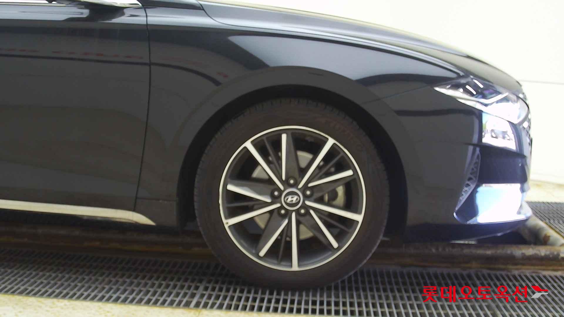 Hyundai Grandeur id 2679427 из Кореи 23