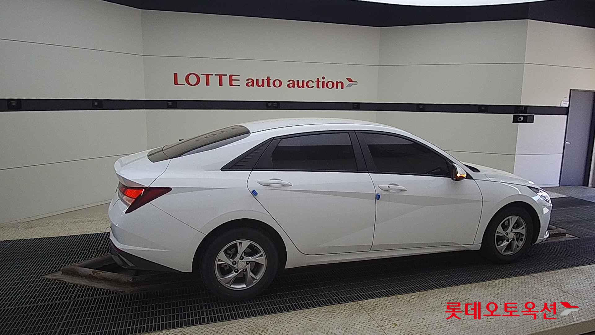 Hyundai Avante id 2708593 из Кореи 18