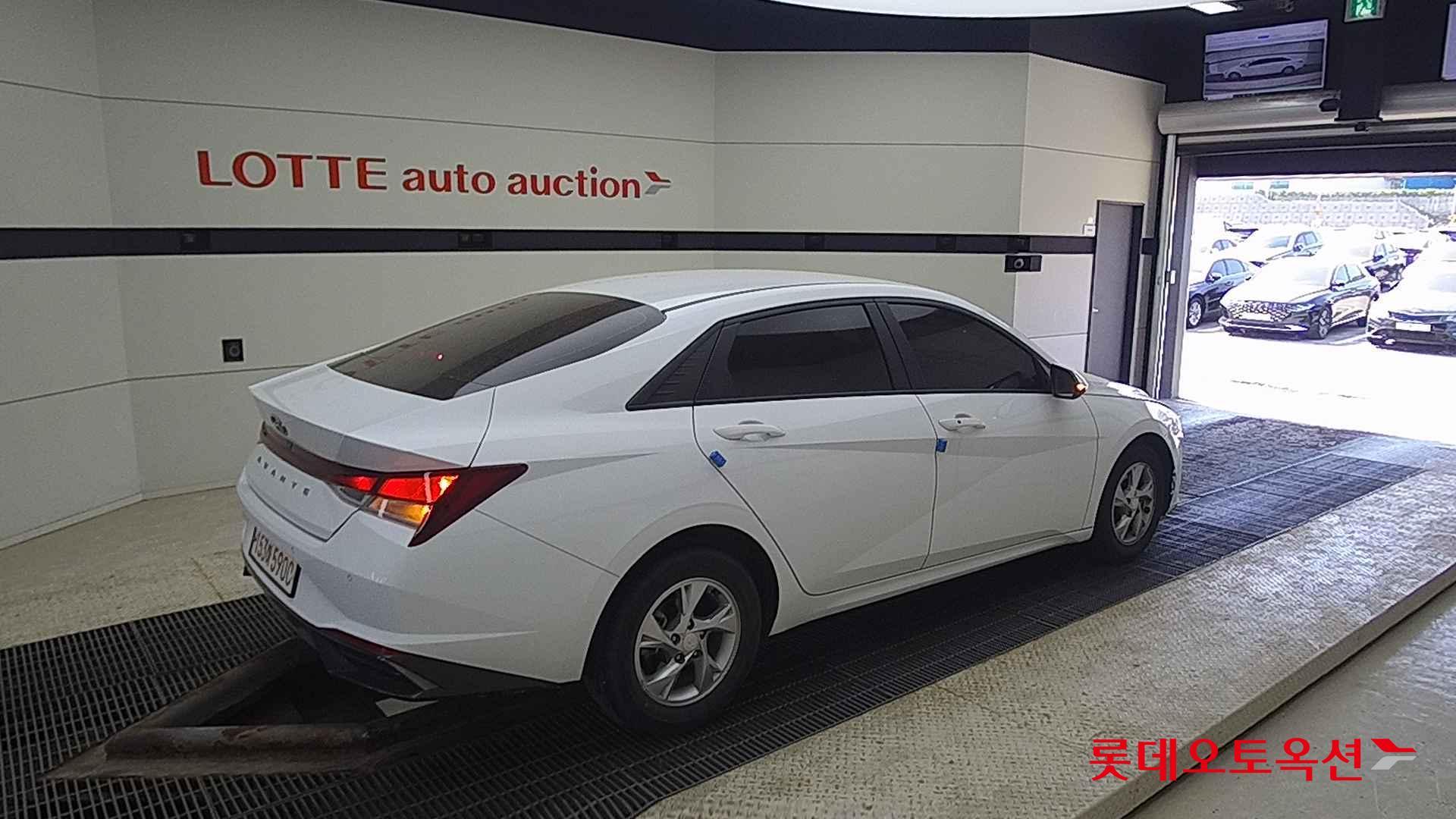 Hyundai Avante id 2708593 из Кореи 19