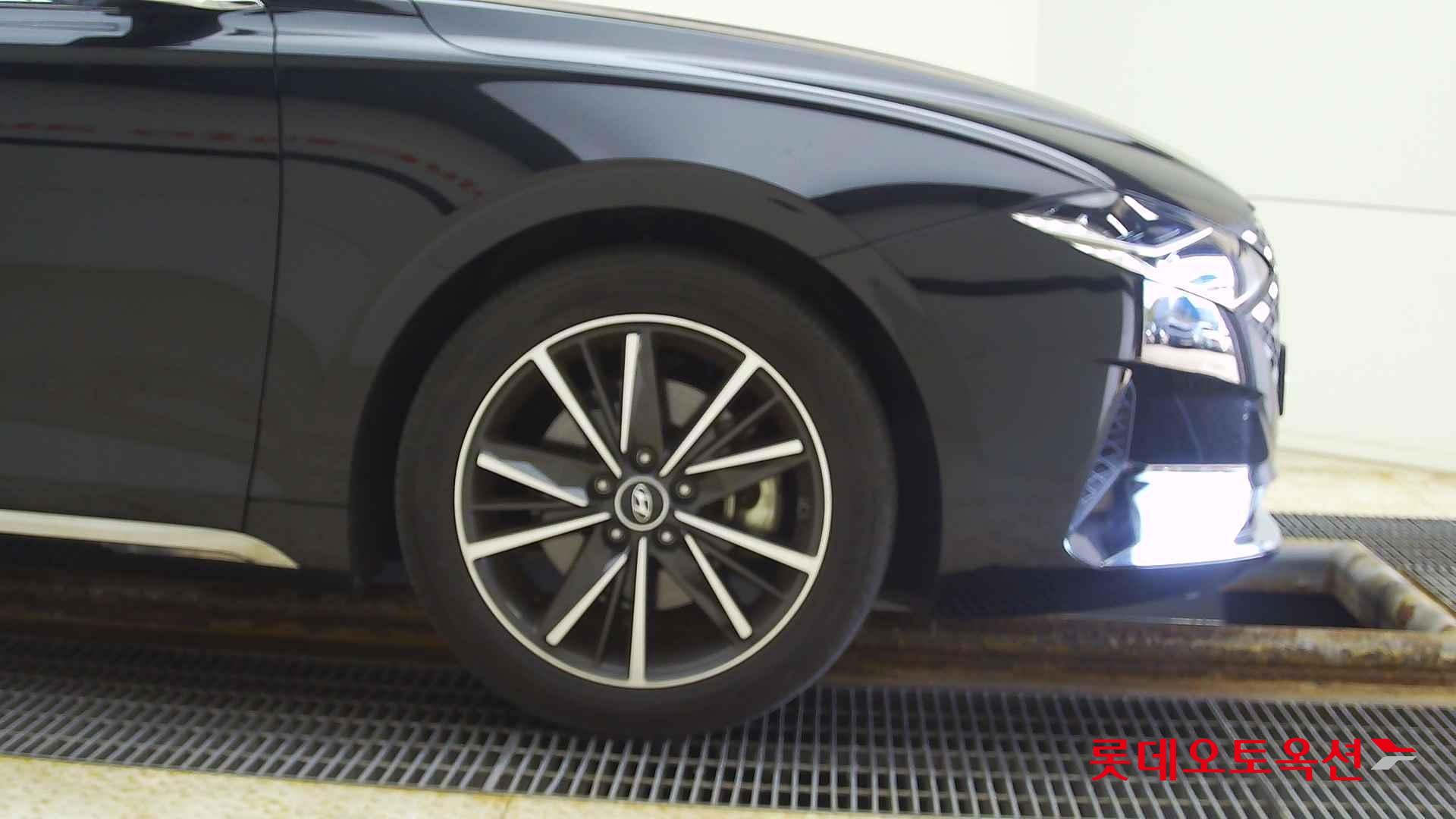 Hyundai Grandeur id 2668425 из Кореи 23