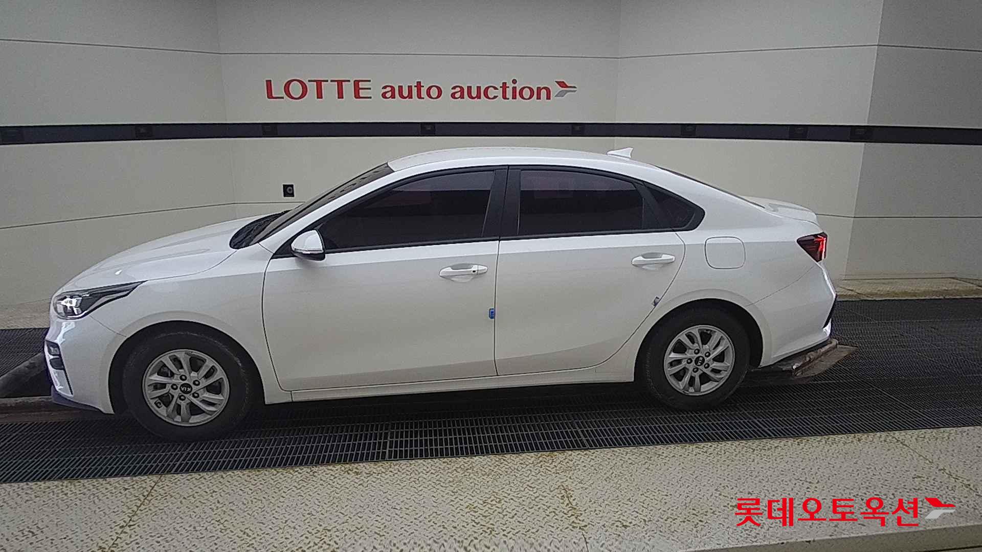 Kia K3 id 2668465 из Кореи 7