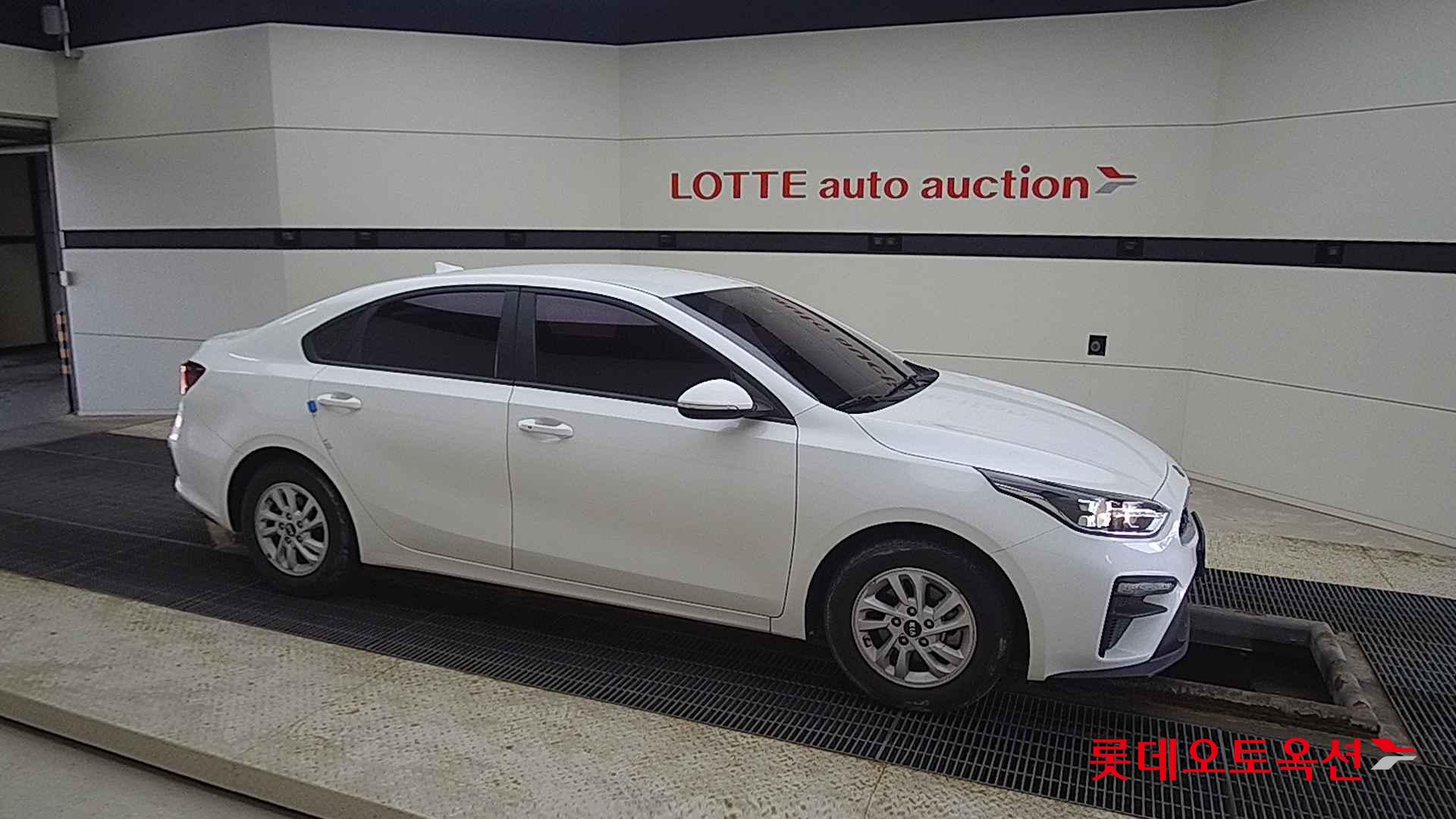 Kia K3 id 2668465 из Кореи 17