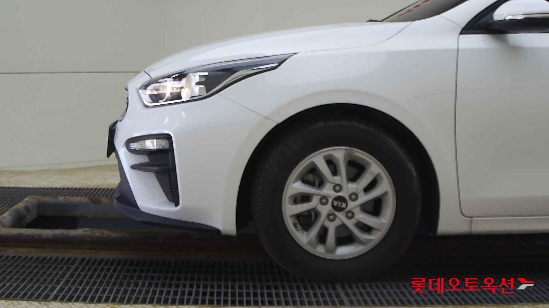 Kia K3 id 2668465 из Кореи 21