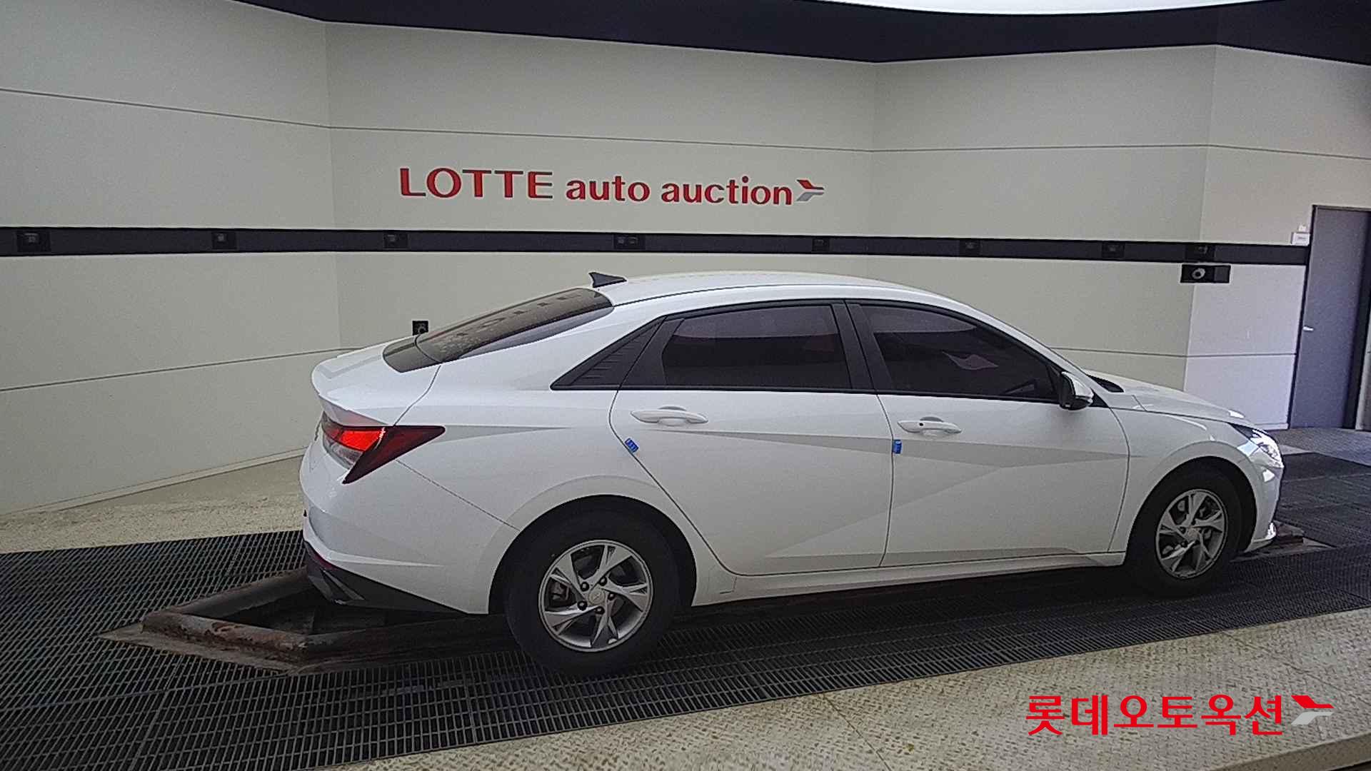 Hyundai Avante id 2708594 из Кореи 18