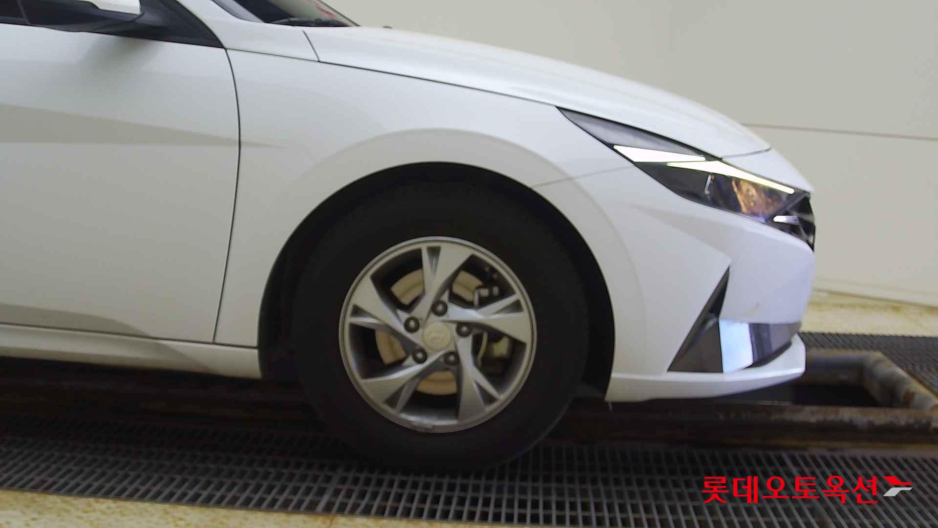 Hyundai Avante id 2708594 из Кореи 23