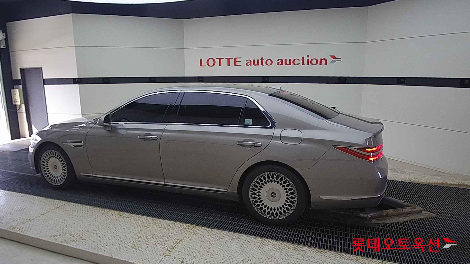 Hyundai G90 id 2663118 из Кореи 11