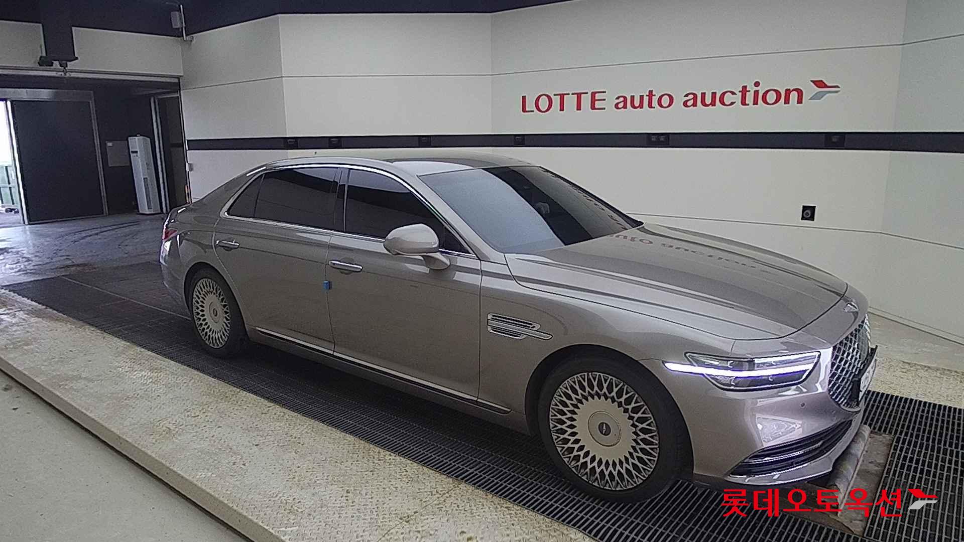 Hyundai G90 id 2663118 из Кореи 16