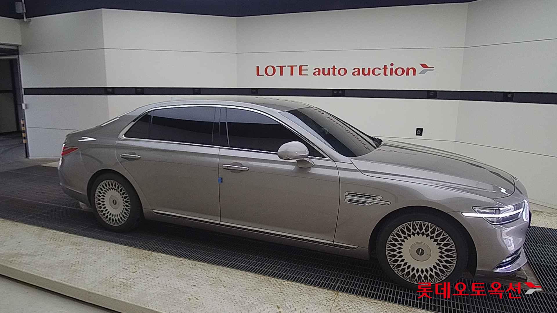 Hyundai G90 id 2663118 из Кореи 17