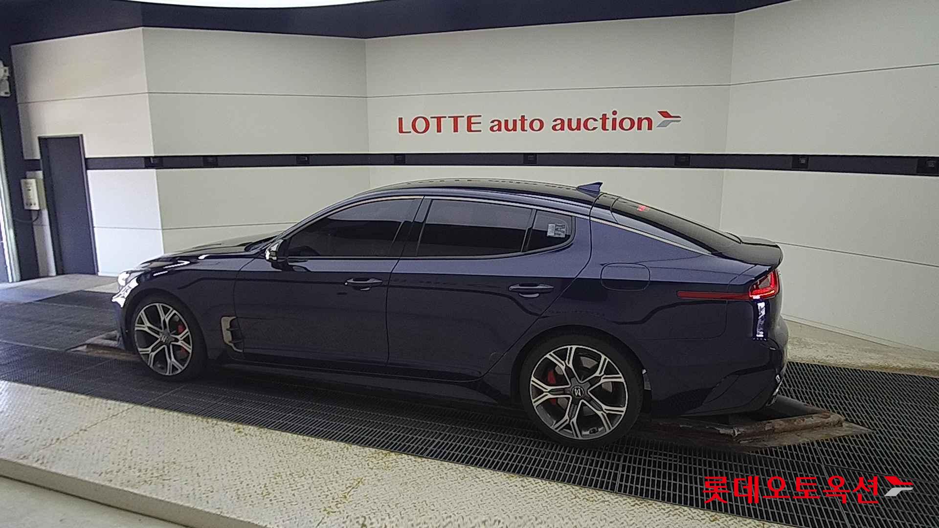 Kia Stinger id 2658026 из Кореи 11
