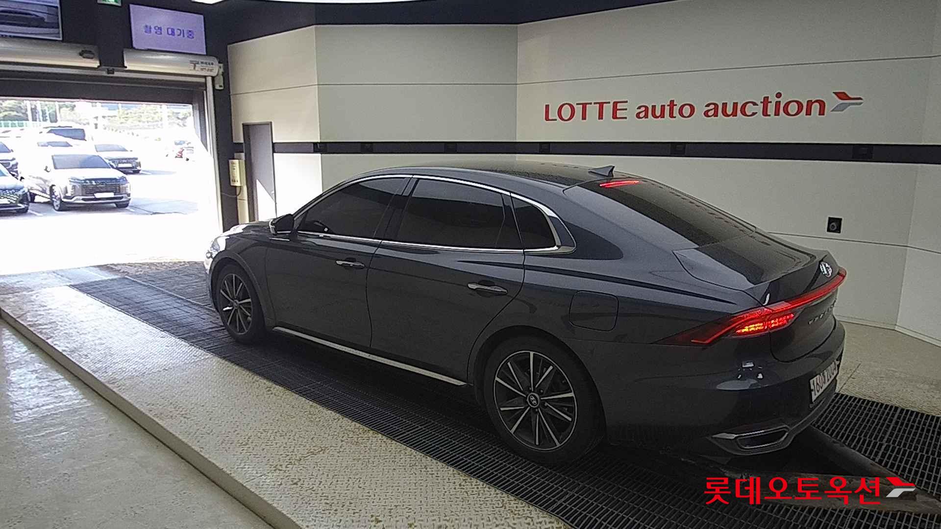 Hyundai Grandeur id 2720981 из Кореи 10
