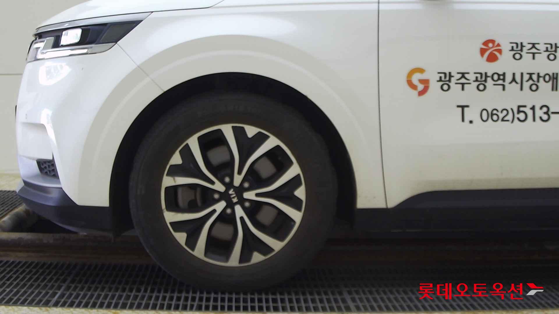 Kia Carnival id 2668462 из Кореи 21