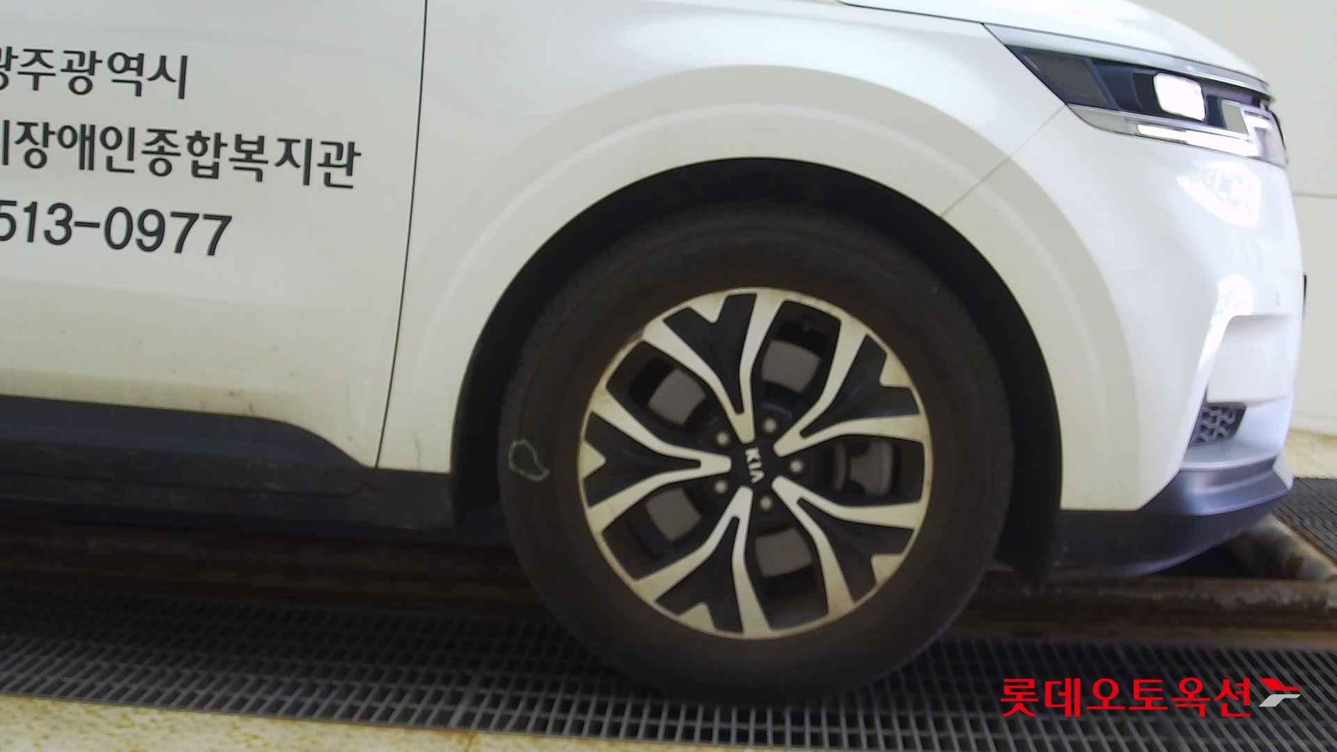 Kia Carnival id 2668462 из Кореи 23