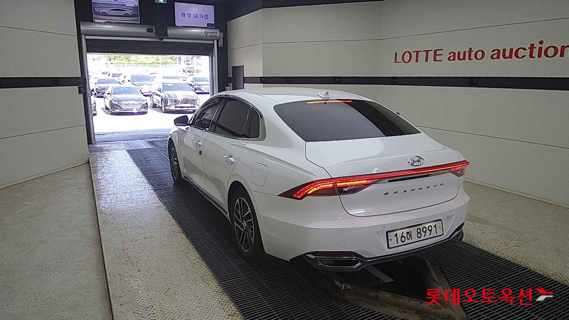 Hyundai Grandeur id 2668400 из Кореи 9