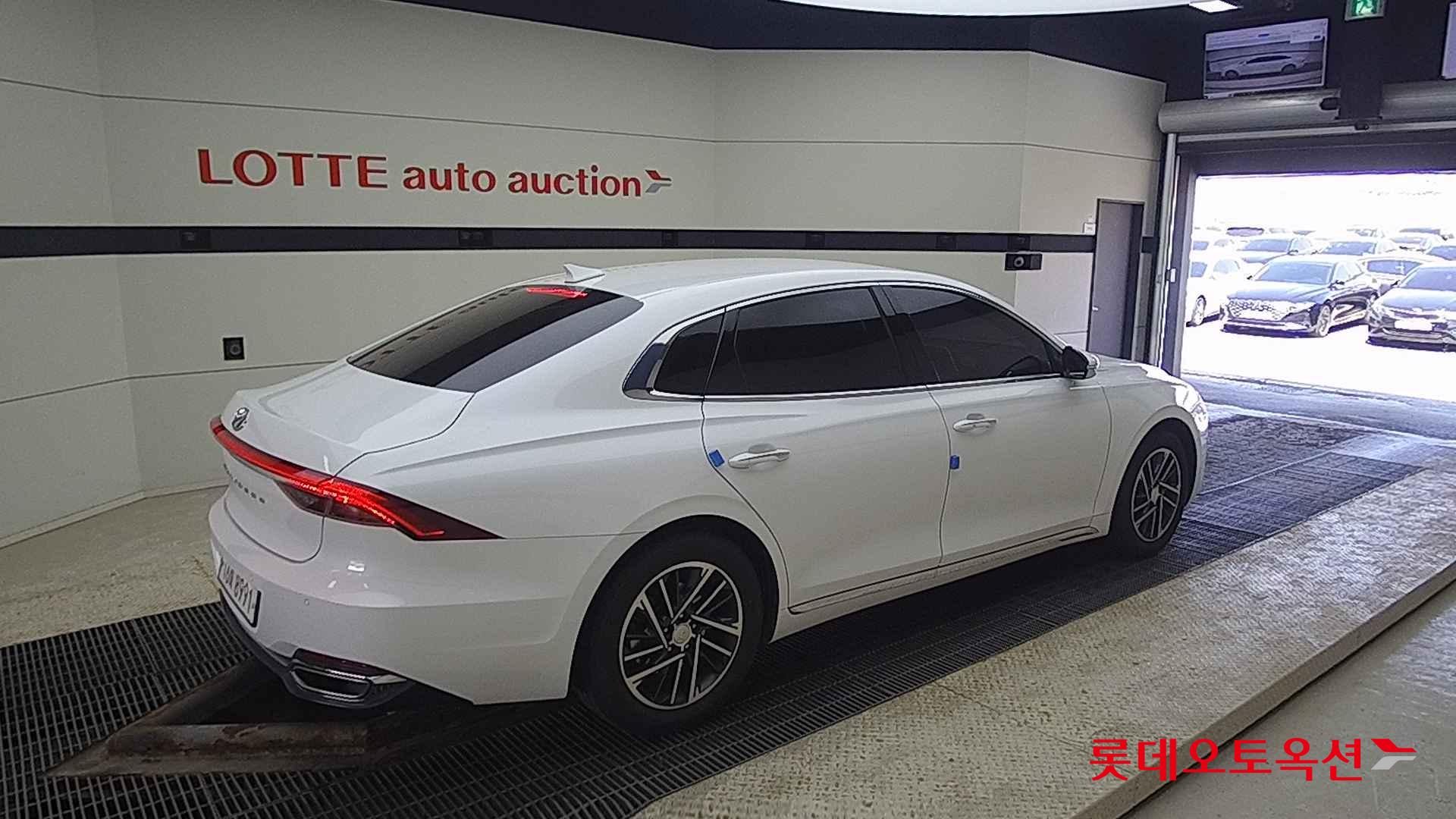 Hyundai Grandeur id 2668400 из Кореи 19